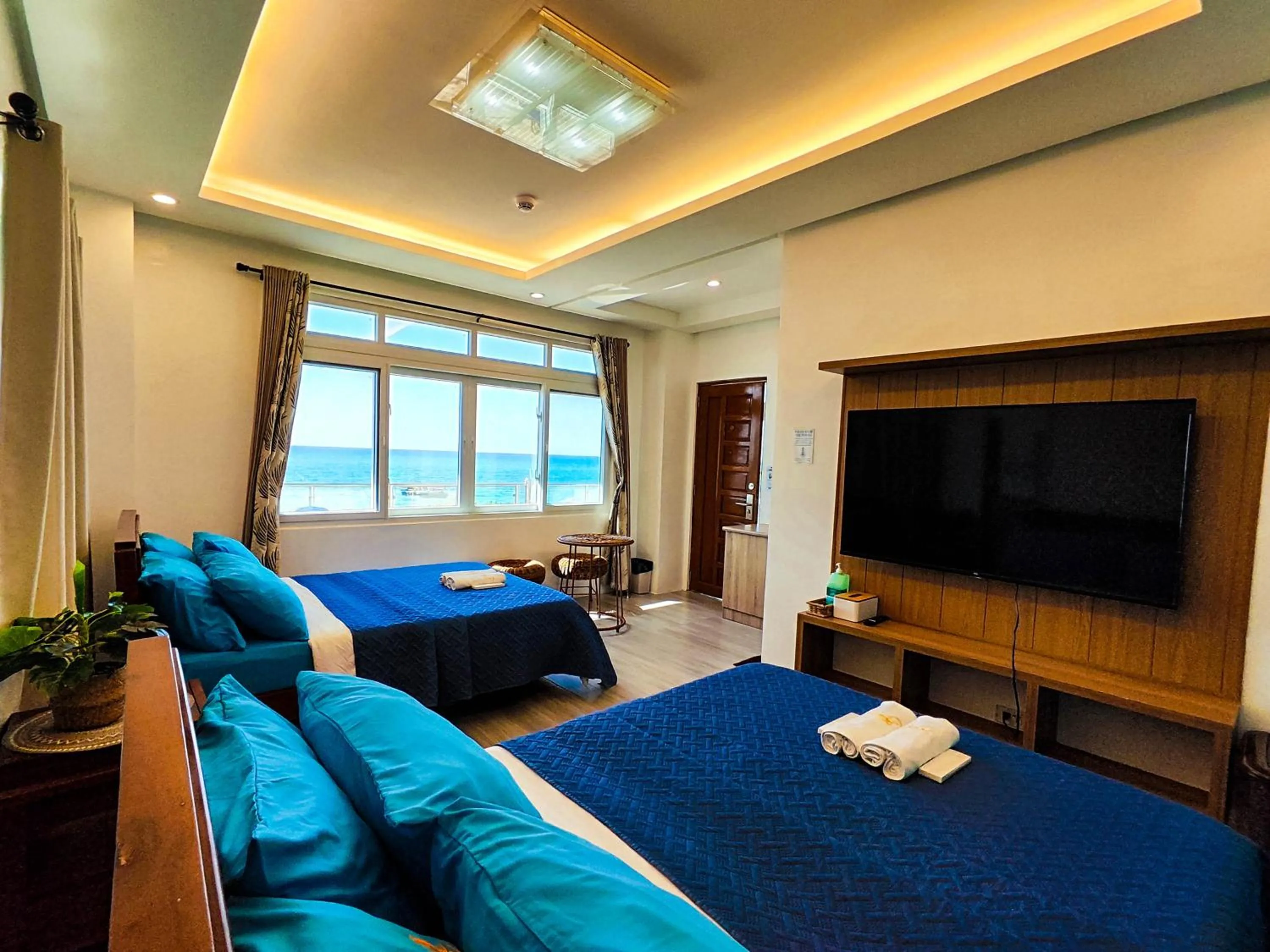 Bedroom, Bed in A&A of the North