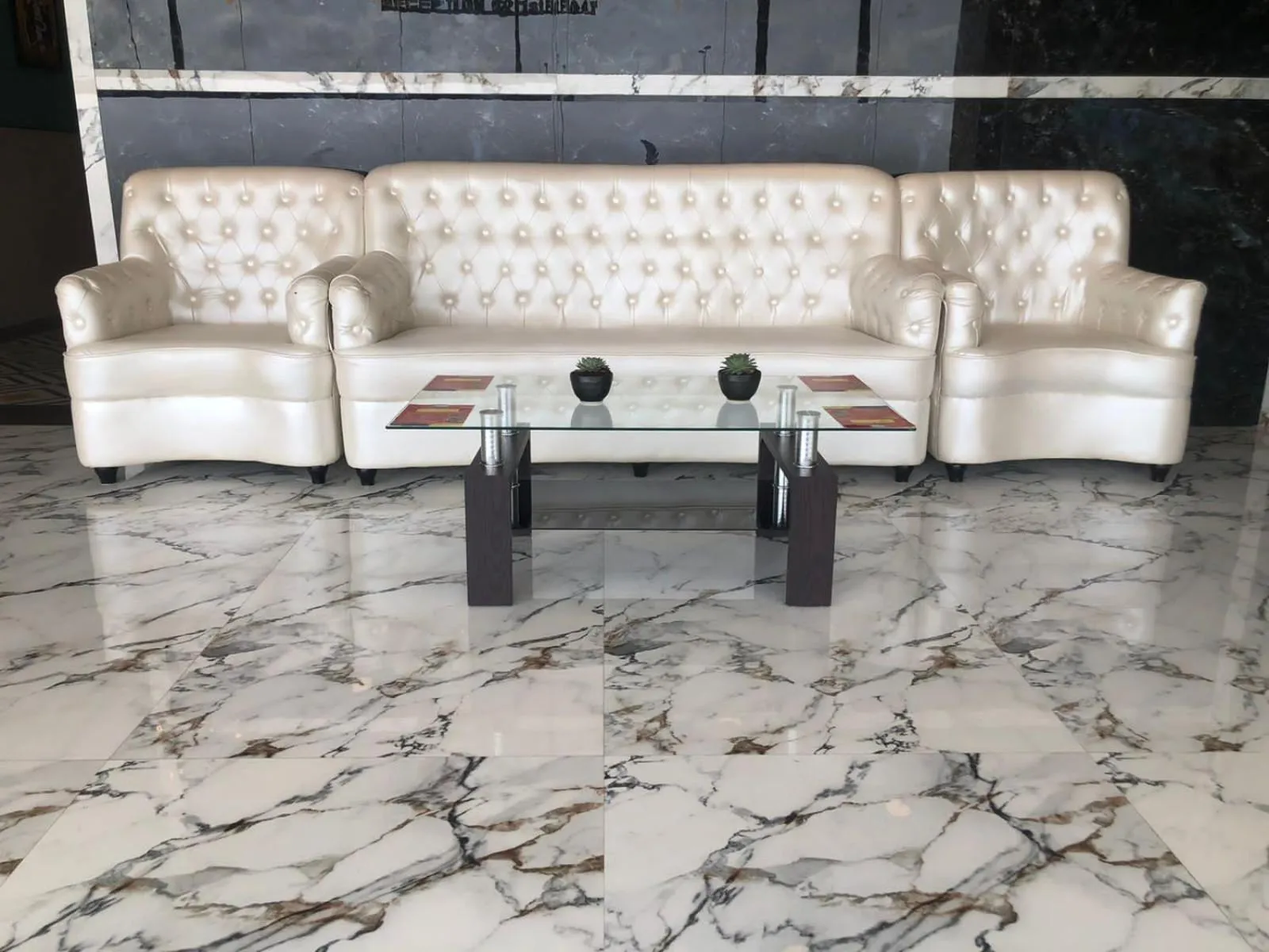 Lobby or reception in Eshanya Comforts