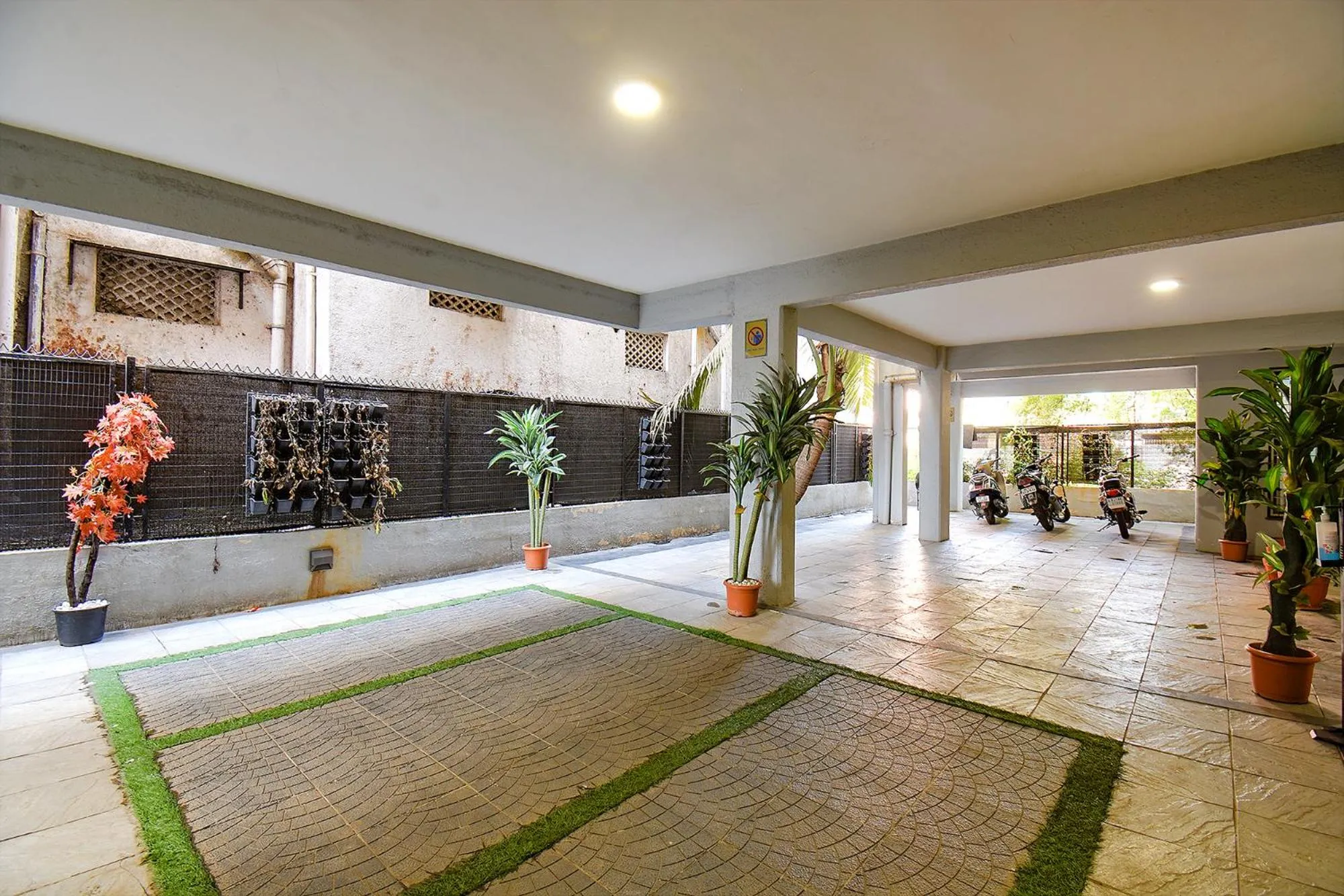 Parking in FabHotel Royce Studio Apartments - Nr Pune International Airport