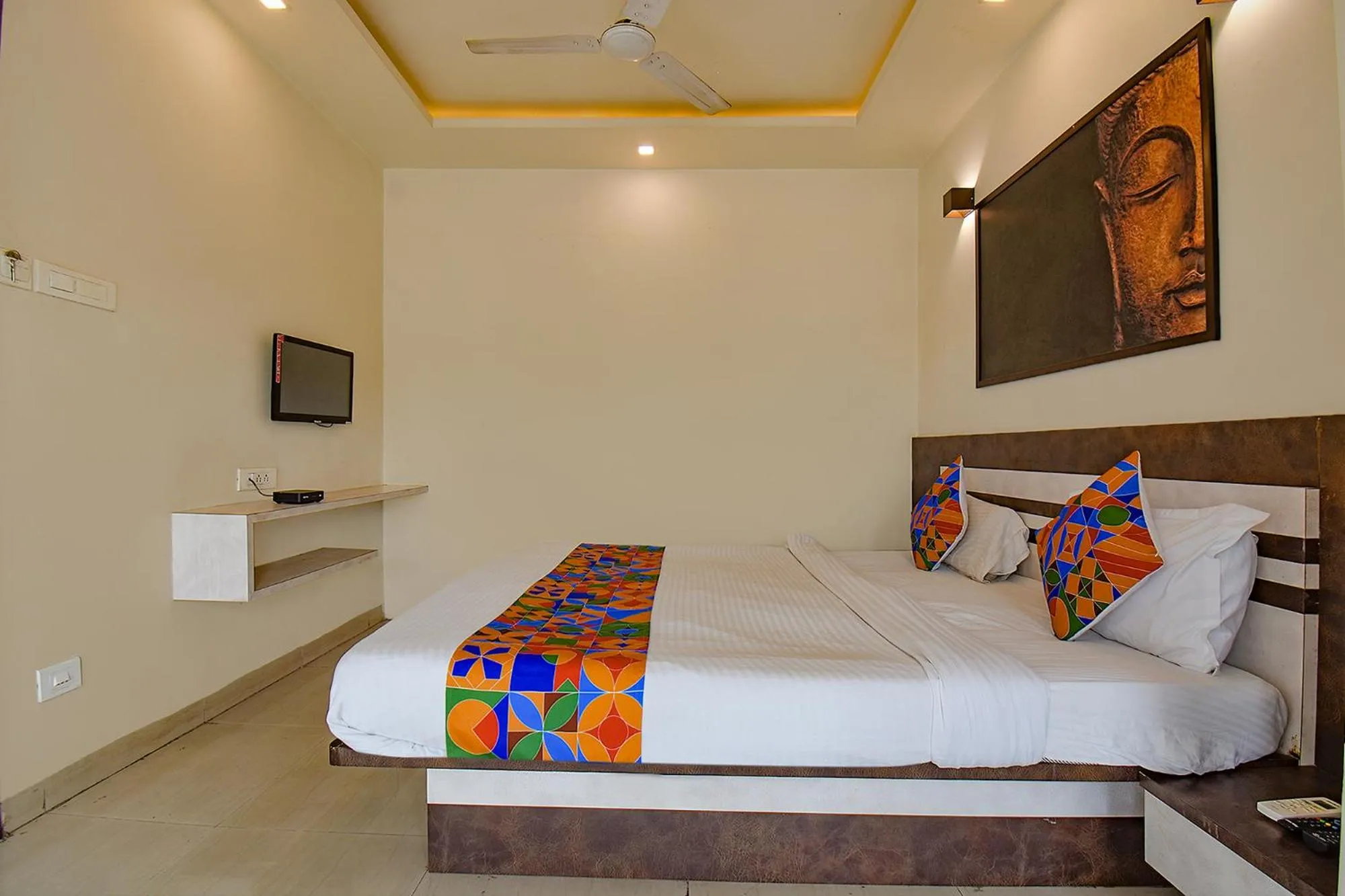 TV and multimedia, Bed in FabHotel Royce Studio Apartments - Nr Pune International Airport