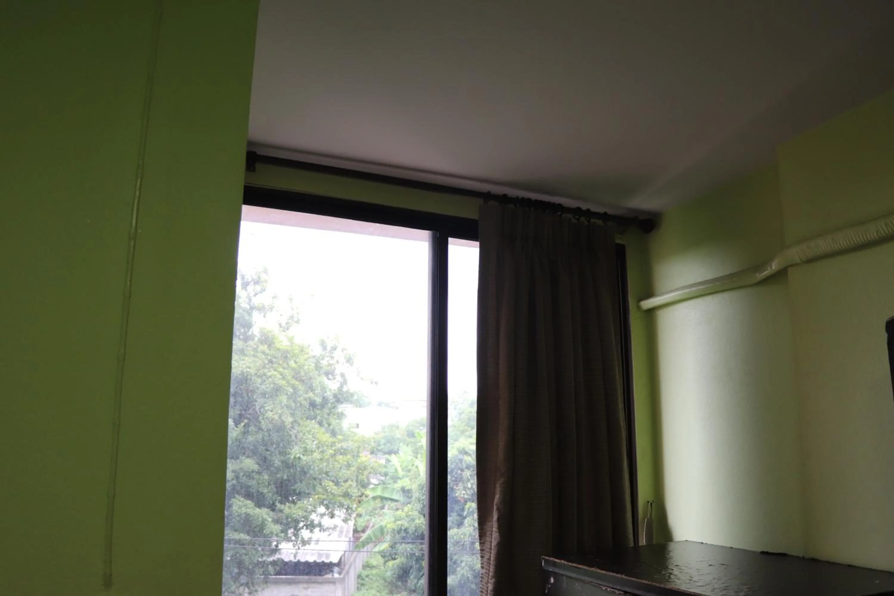 Bedroom in OYO 75408 Tipsiri Place