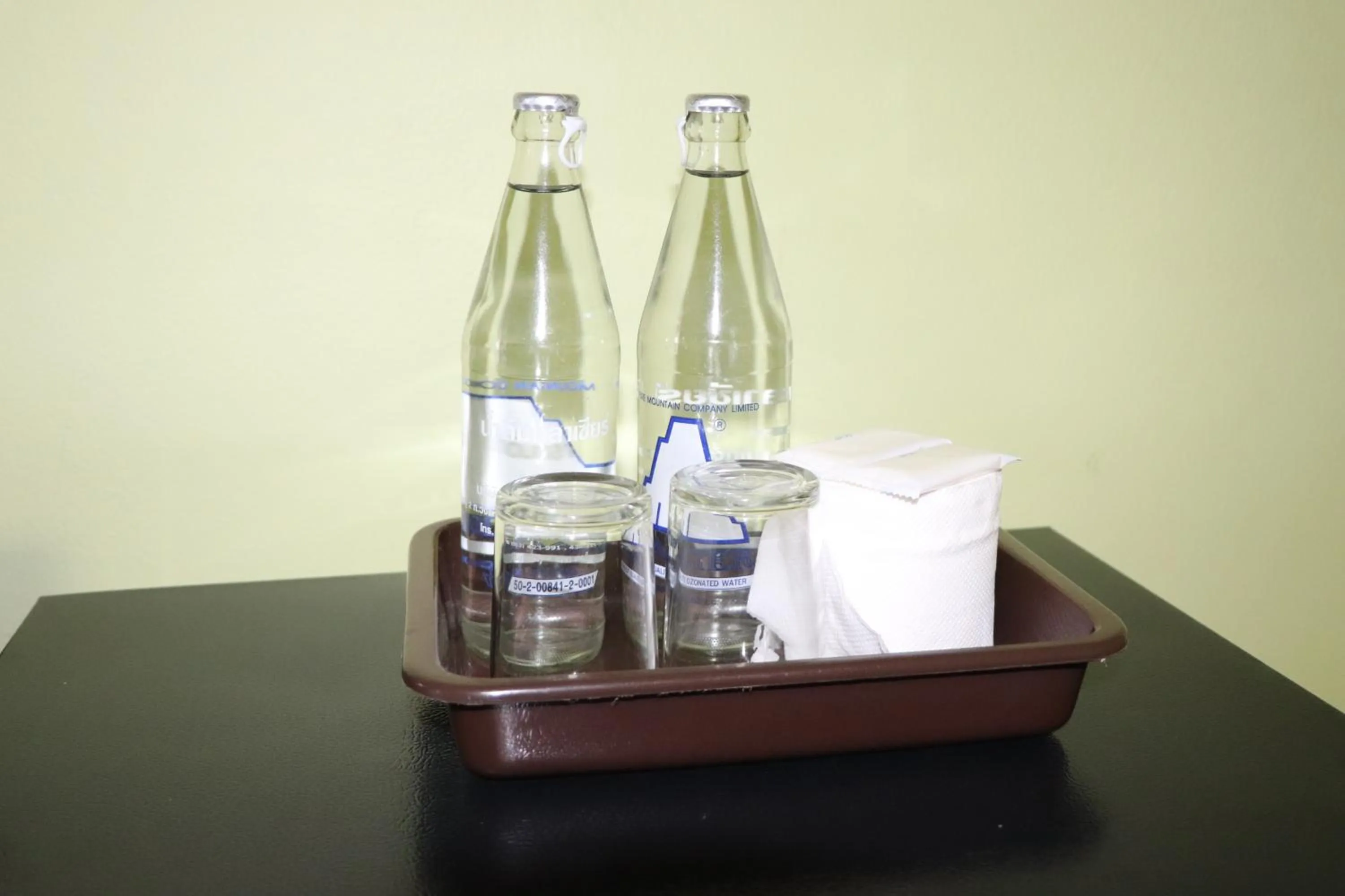 Bedroom in OYO 75408 Tipsiri Place