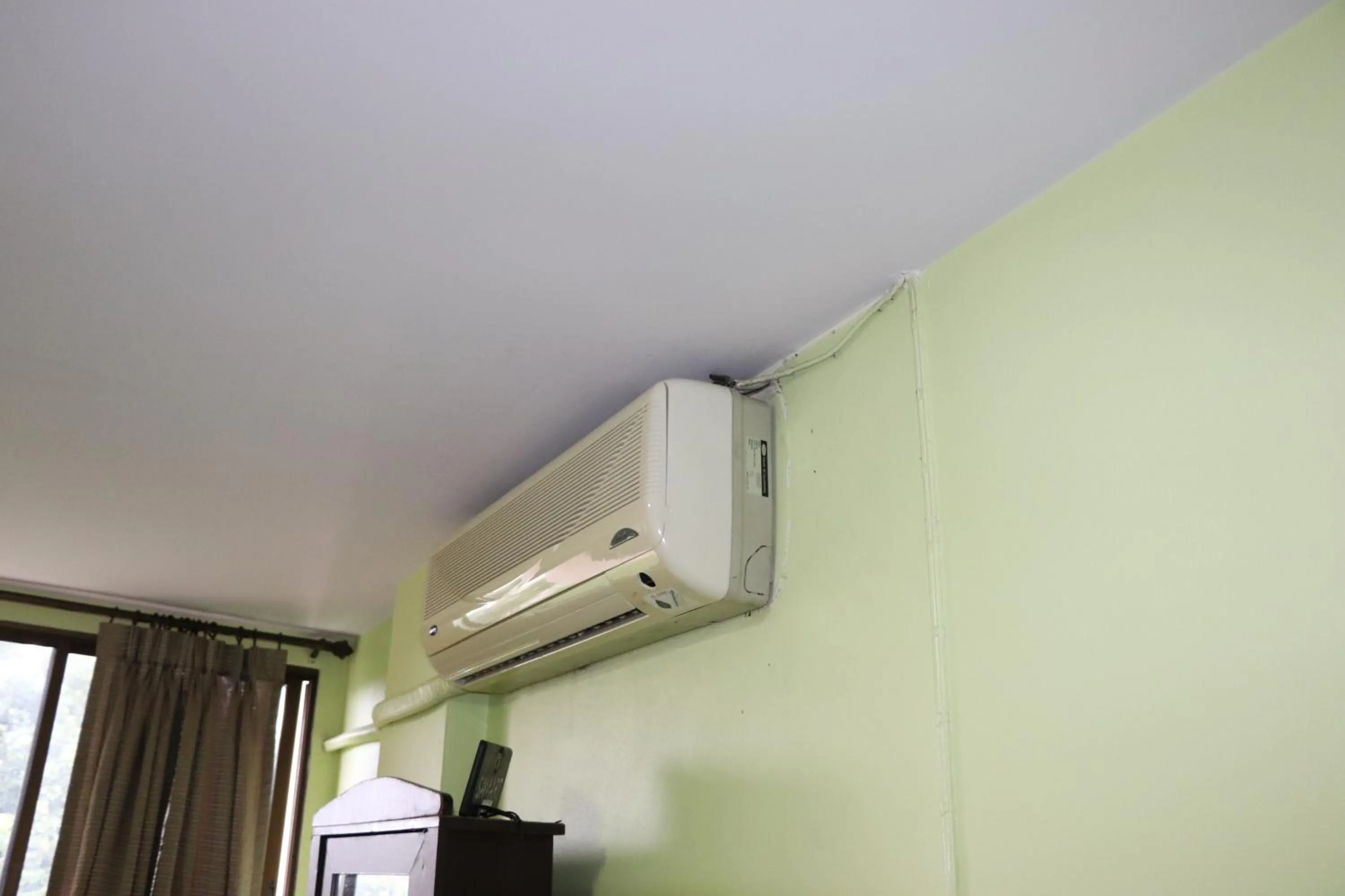 Bedroom in OYO 75408 Tipsiri Place