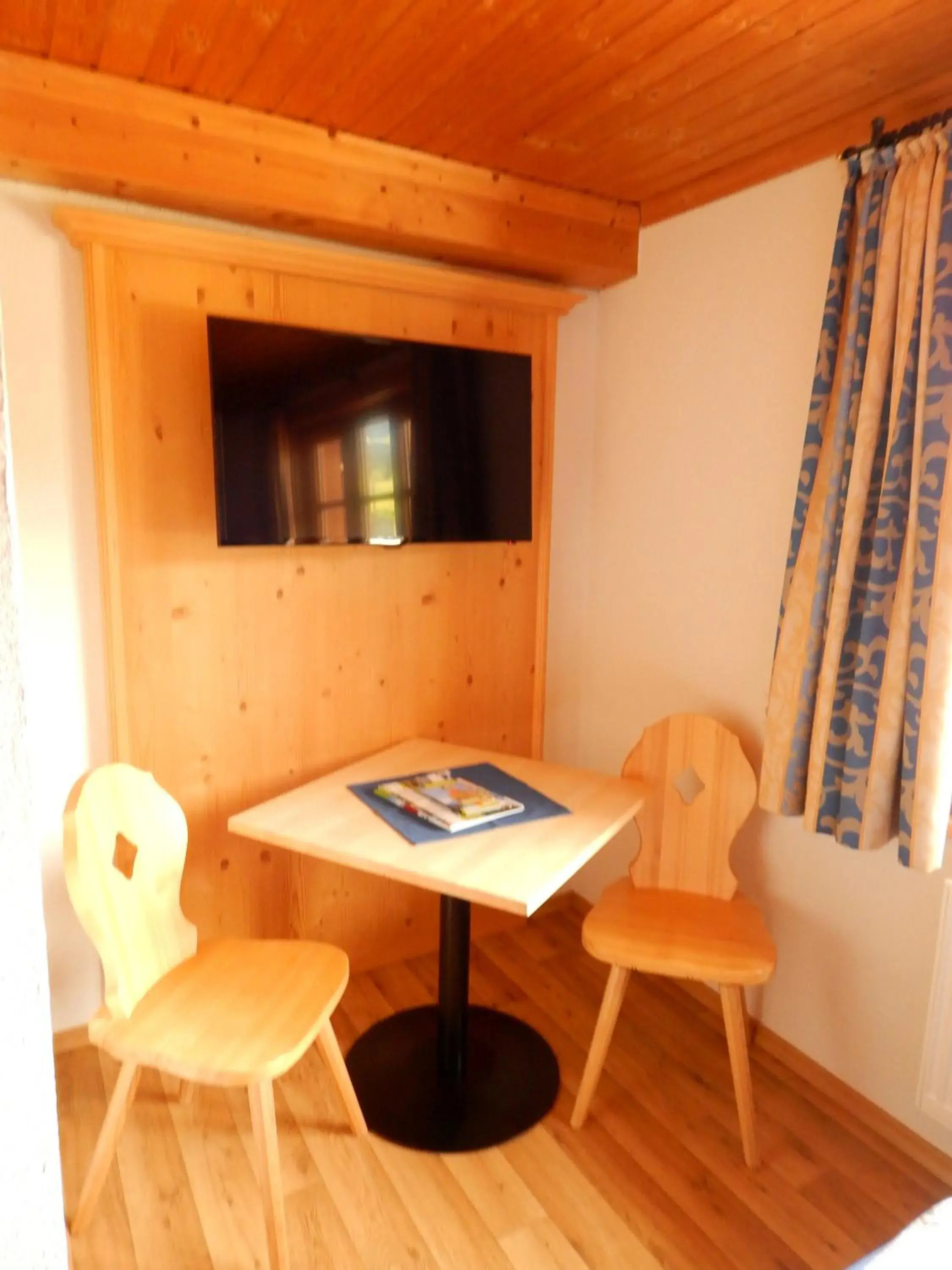 Budget Double Room in Berggasthof Sonne Allgäu Budget Double Room in Berggasthof Sonne Allgäu