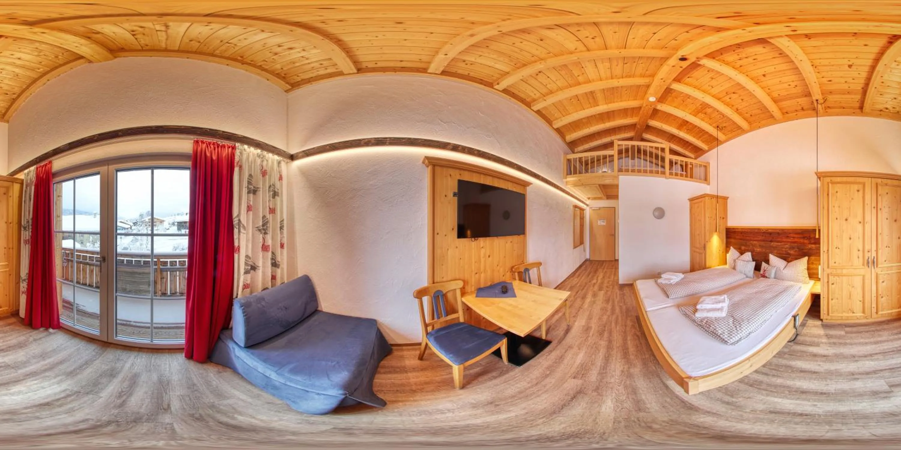 Bed in Berggasthof Sonne Allgäu