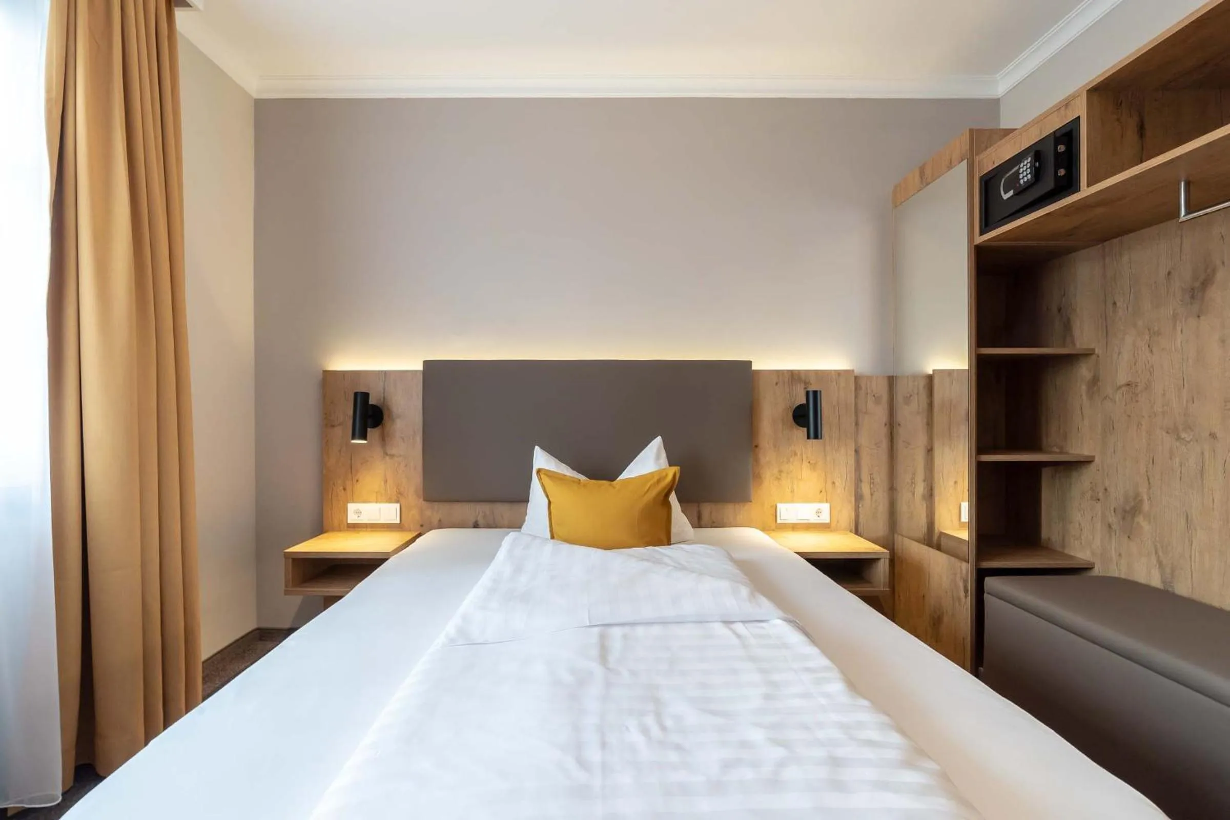 Bed in Hotel & Restaurant Ritter Jörg