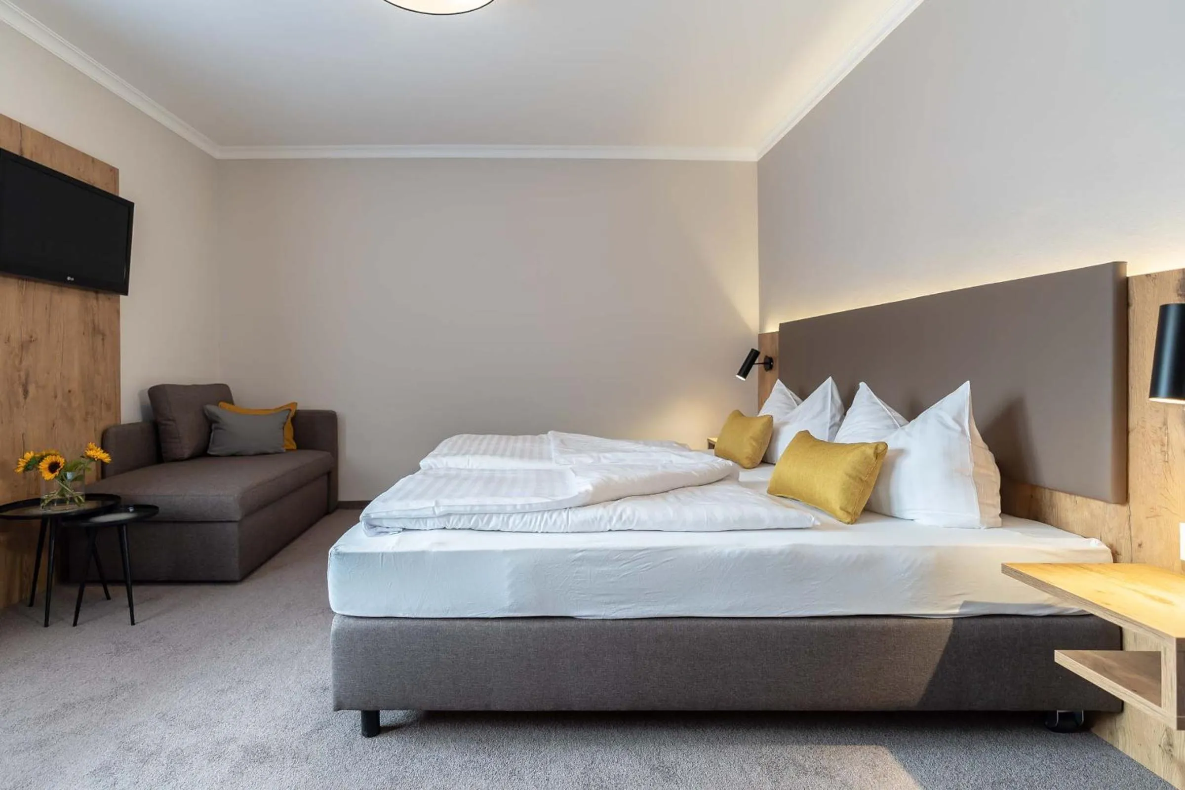 Bed in Hotel & Restaurant Ritter Jörg