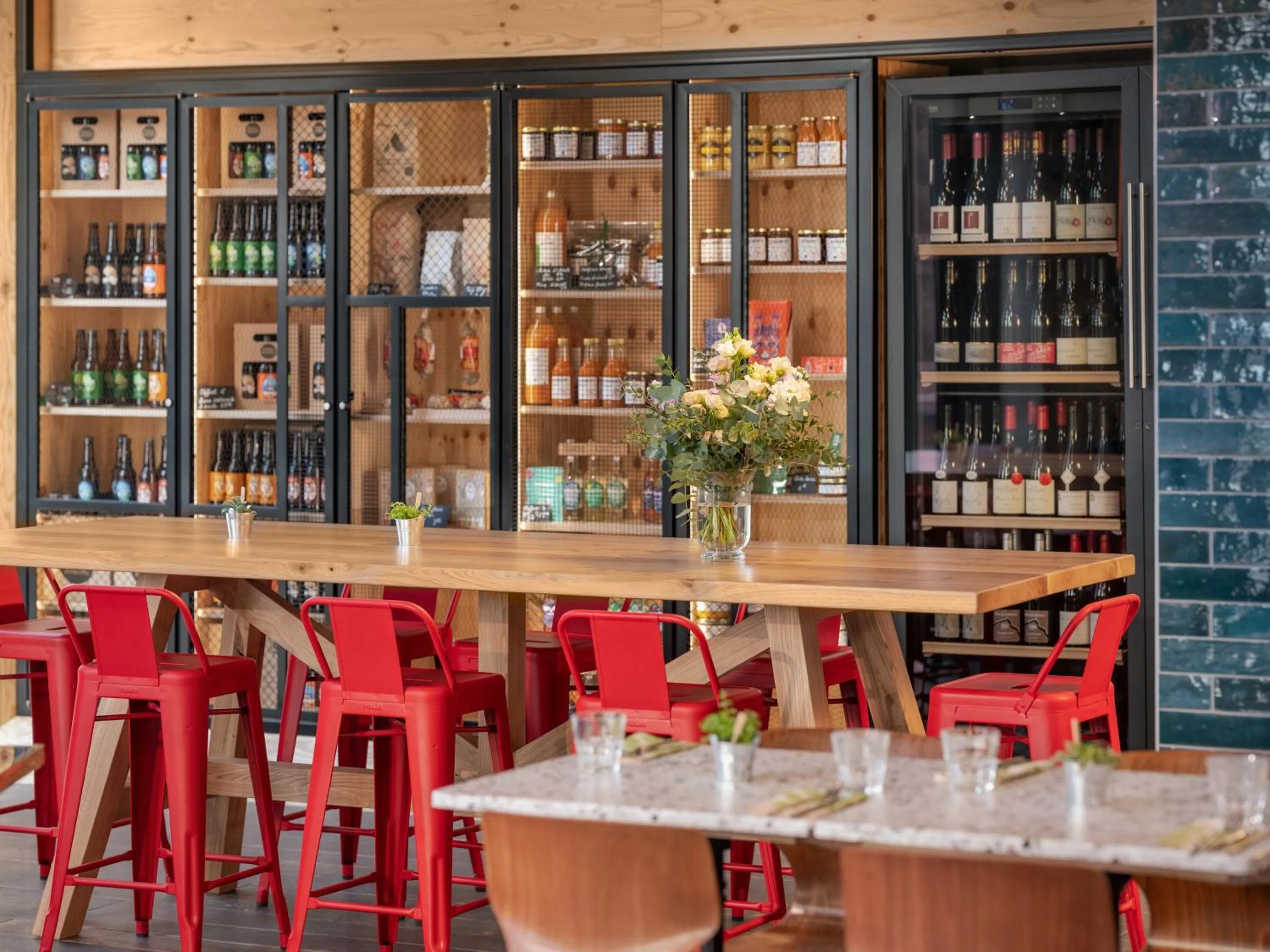 Restaurant/places to eat in Eklo Hotels Lyon