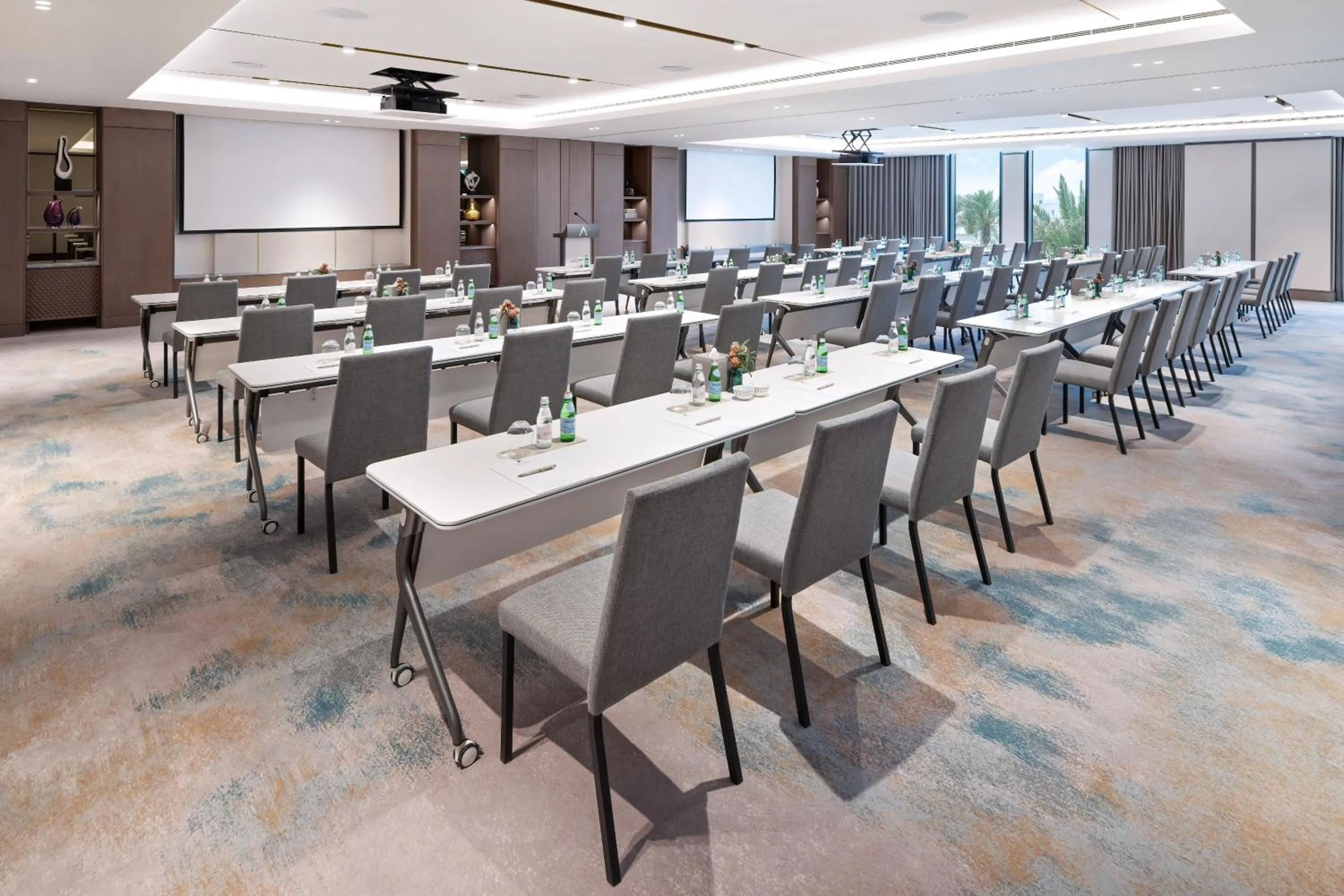 Business facilities in Address Beach Resort Bahrain