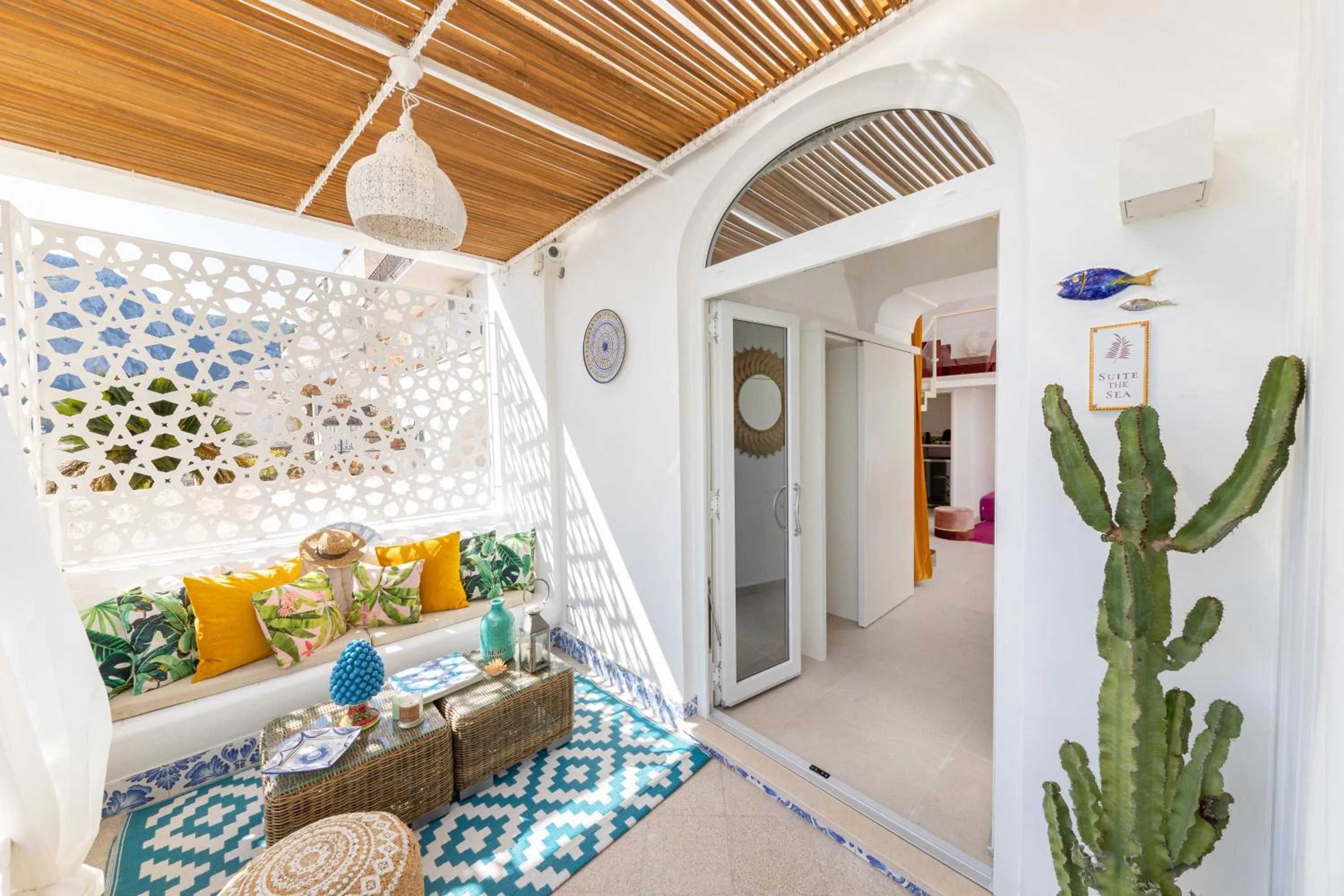 Photo of the whole room in Suite Belvedere Capri Exclusive Rooms