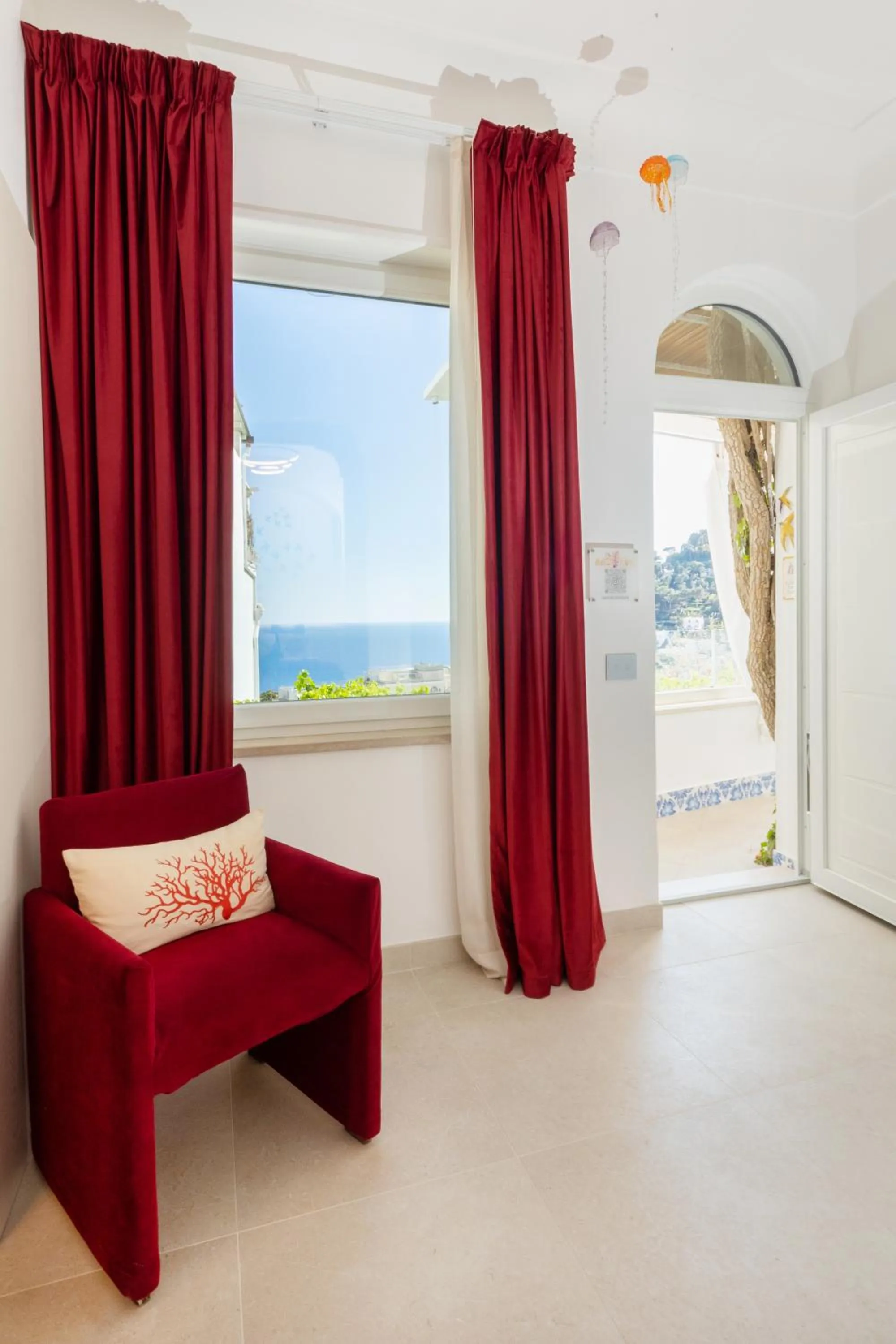Facade/entrance in Suite Belvedere Capri Exclusive Rooms