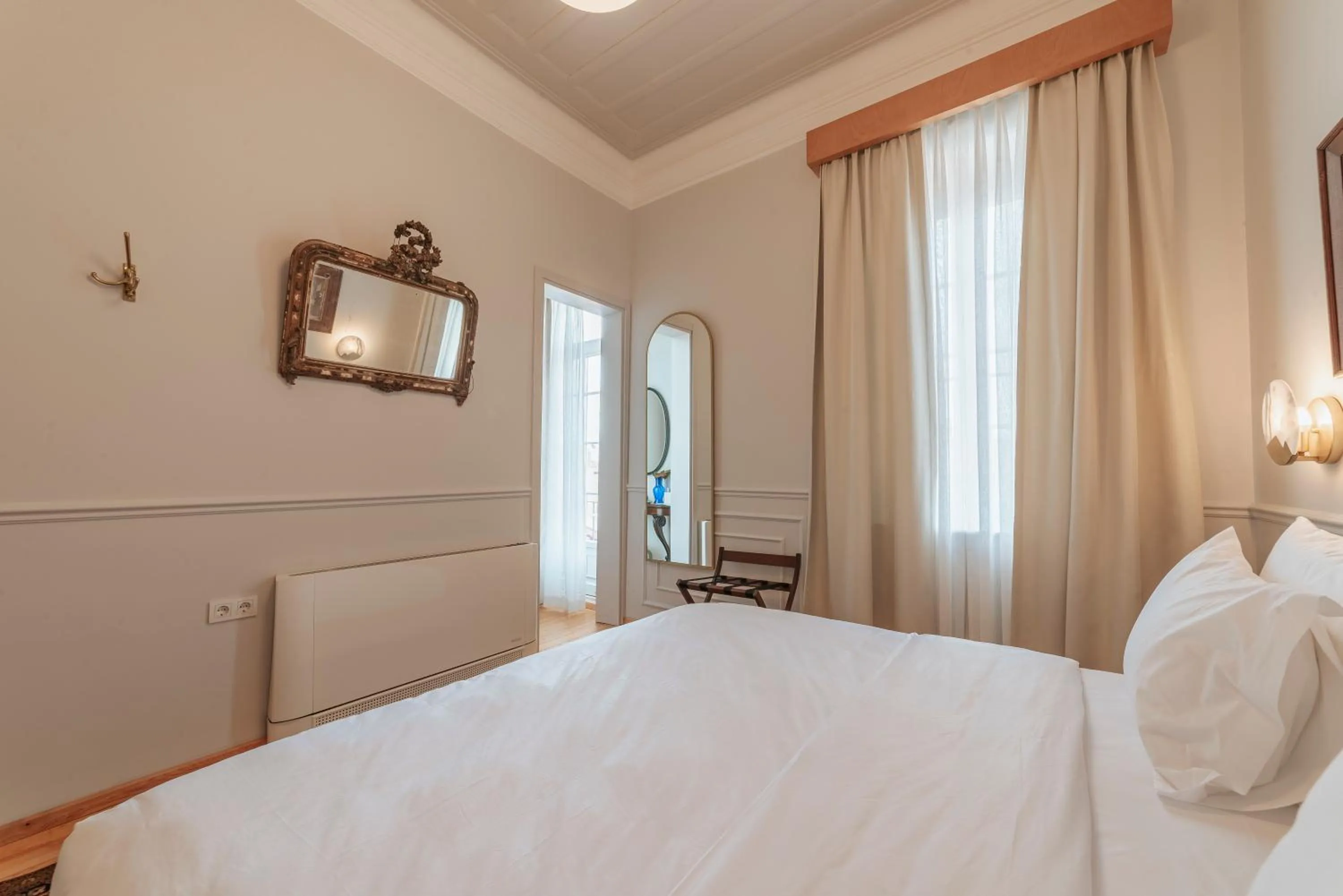 Bed in Karargah Urla