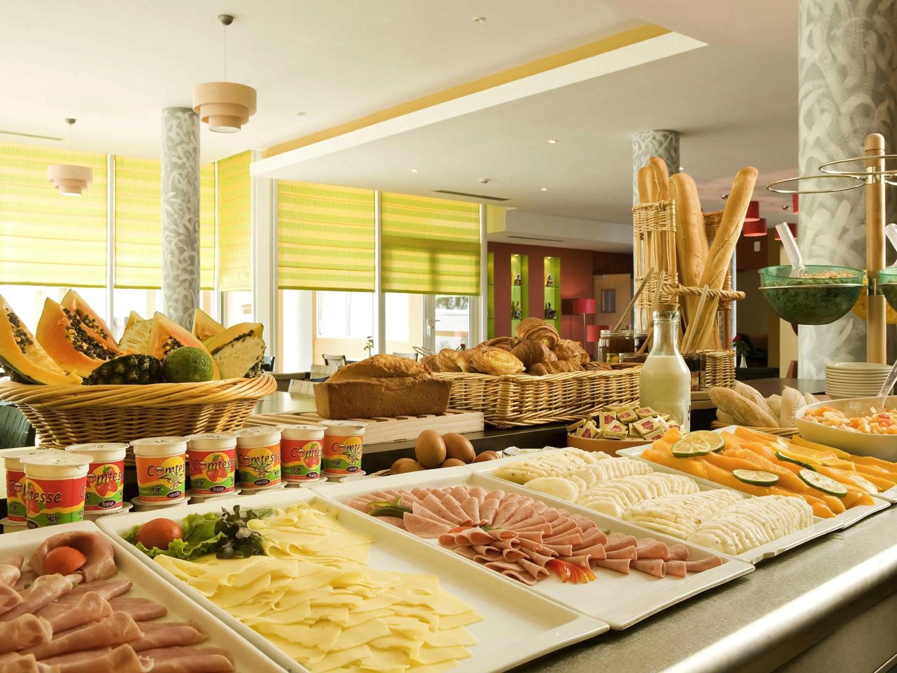 Restaurant/places to eat in Ibis Cotonou