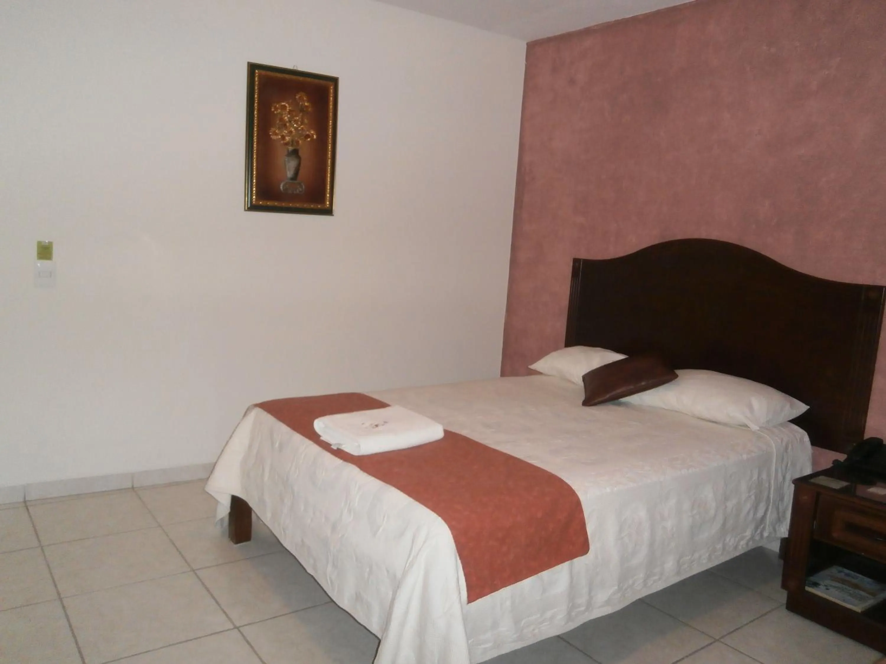 Photo of the whole room, Bed in Hotel Anber