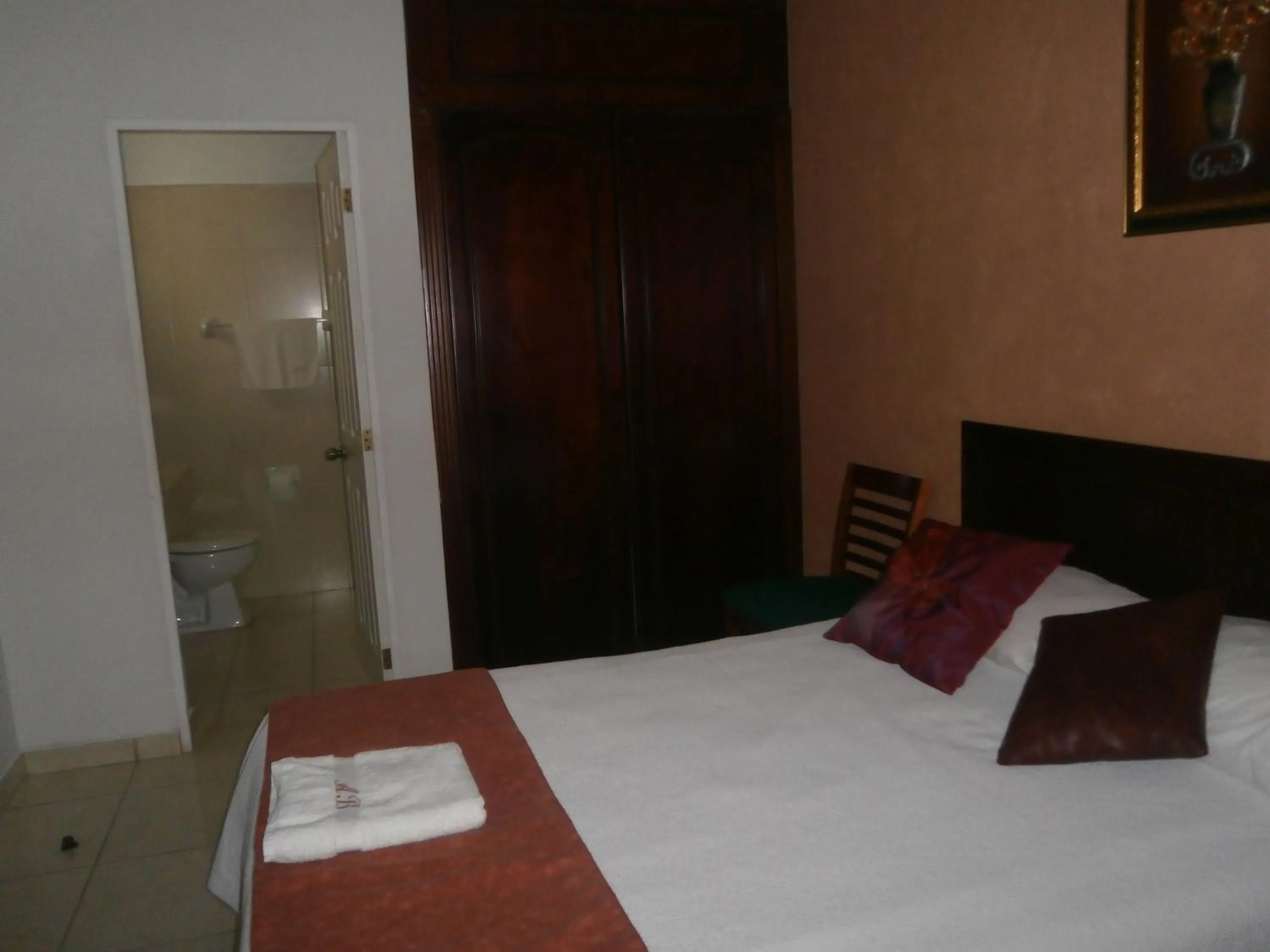 Photo of the whole room, Bed in Hotel Anber