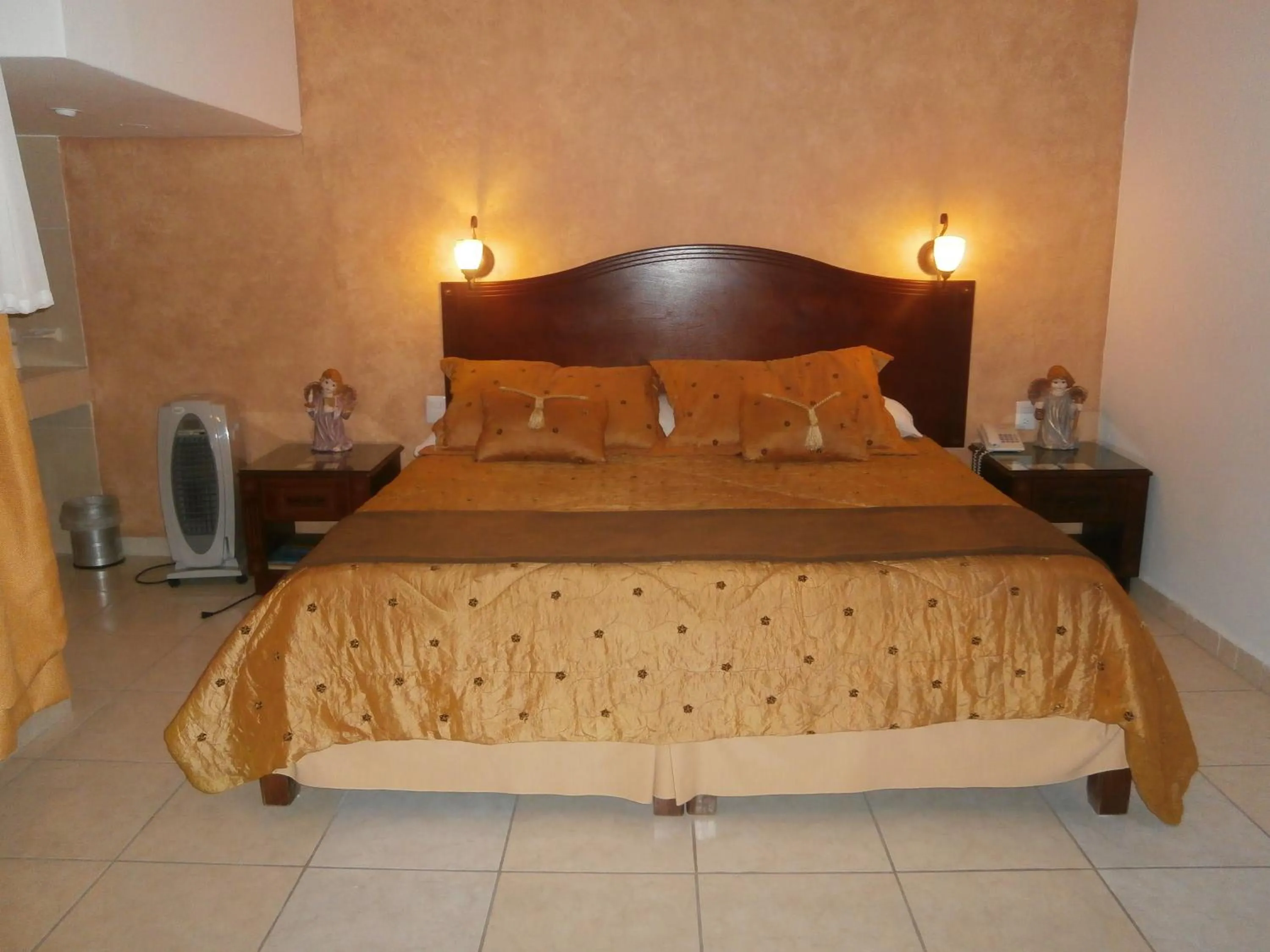 Photo of the whole room, Bed in Hotel Anber