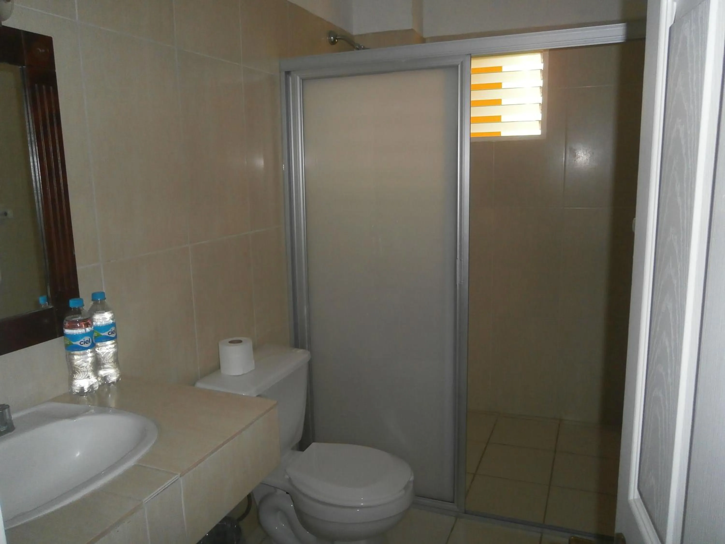 Bathroom in Hotel Anber