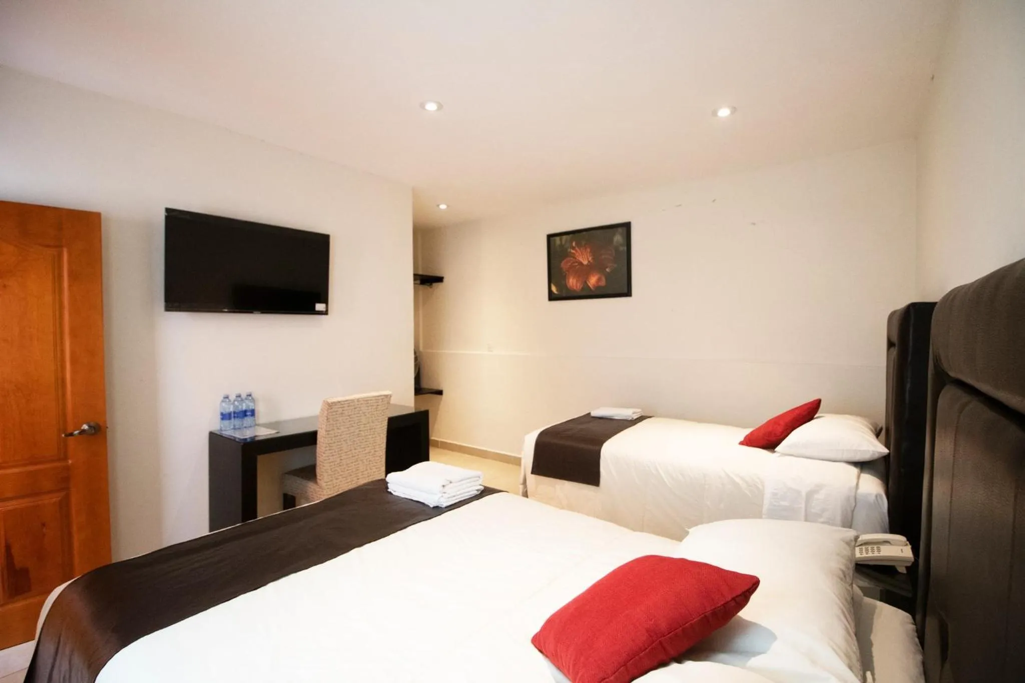 Bed in Hotel Anber