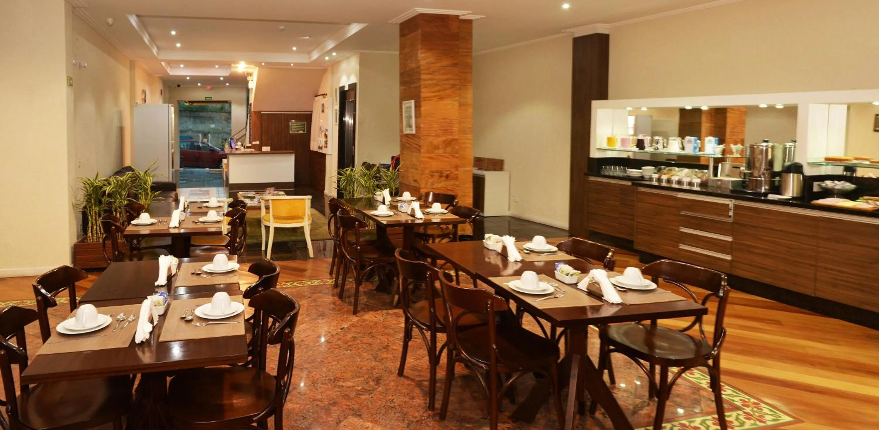 Buffet breakfast in Hotel Imperial de Quatro Barras