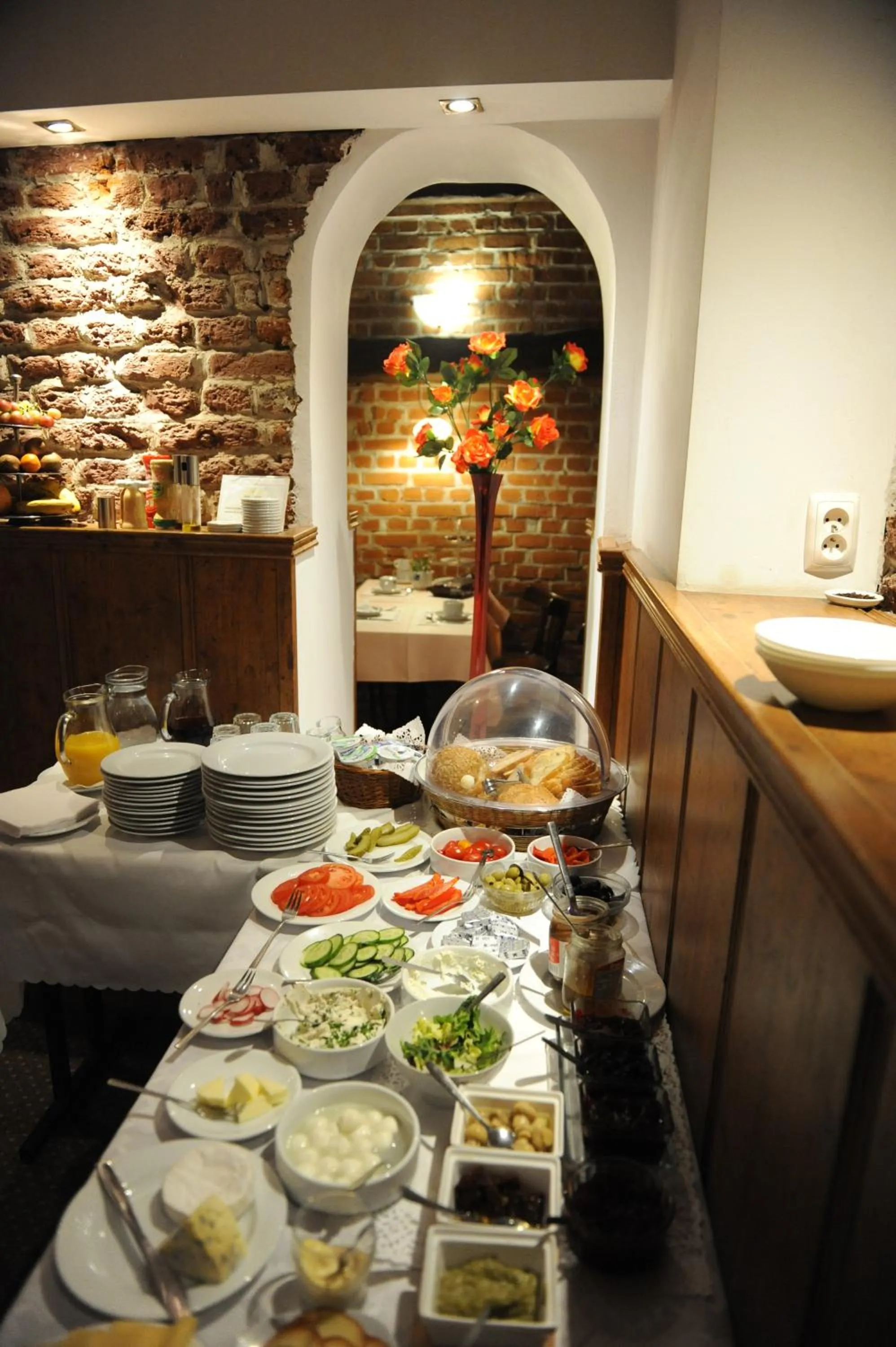 Breakfast in Dom Casimi