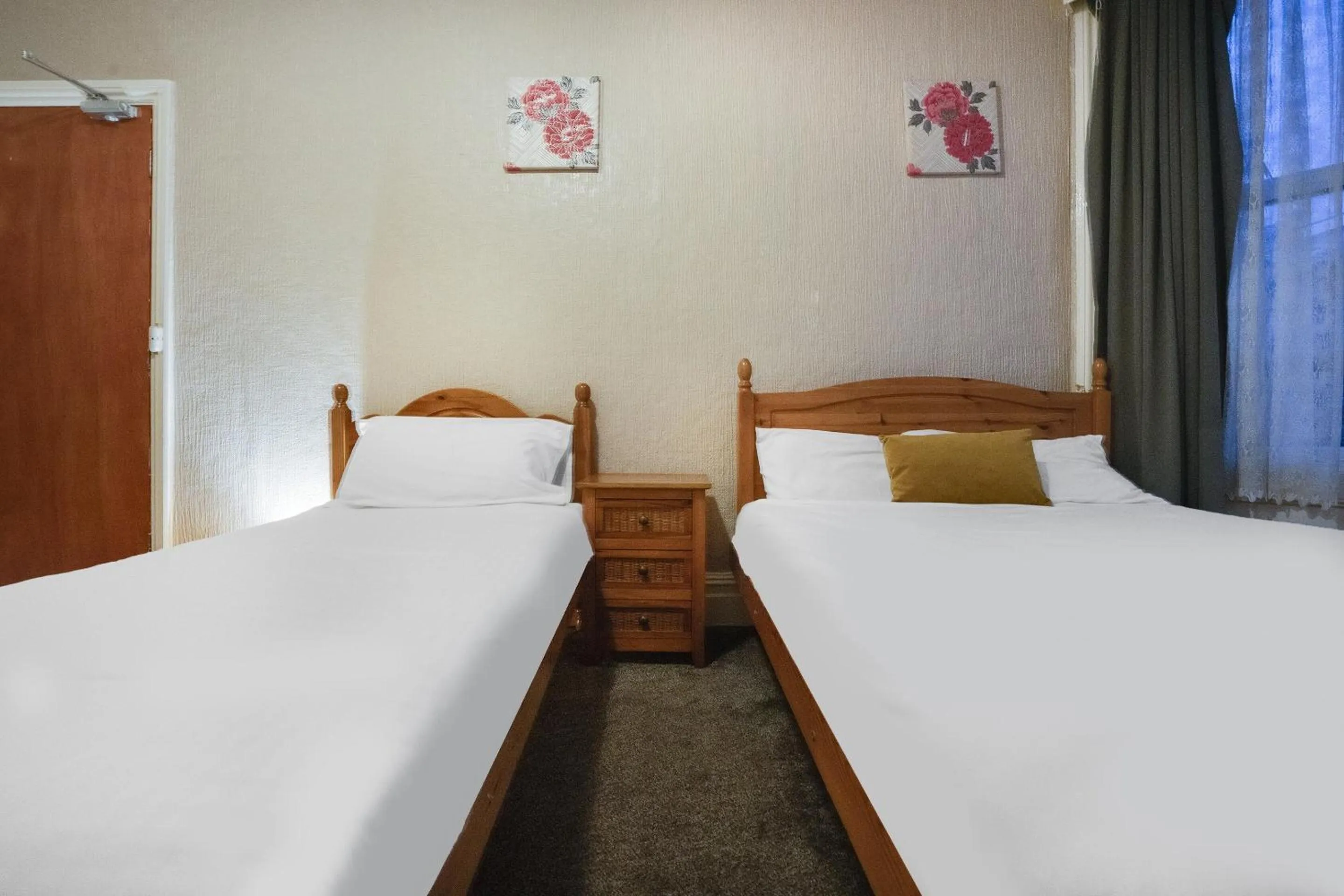 Bedroom in Chesterton Hotel, Blackpool South Shore