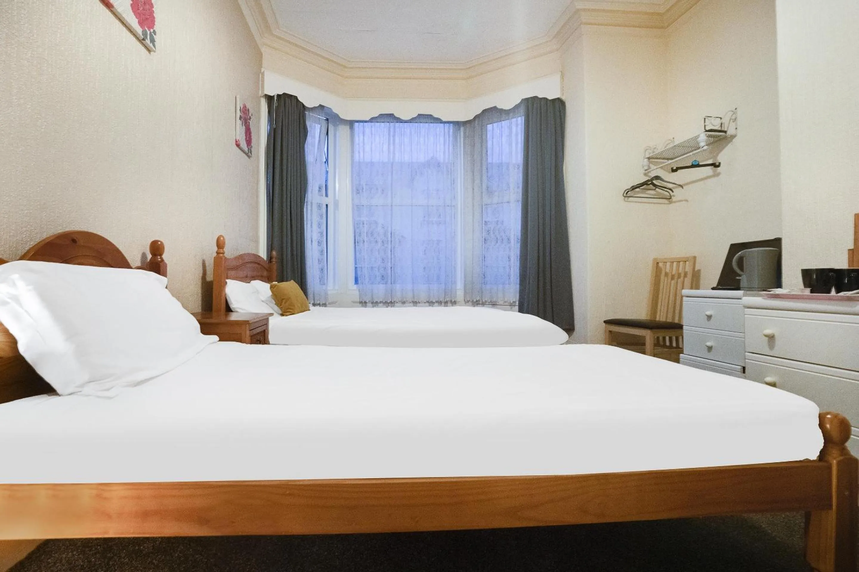 Bedroom in Chesterton Hotel, Blackpool South Shore