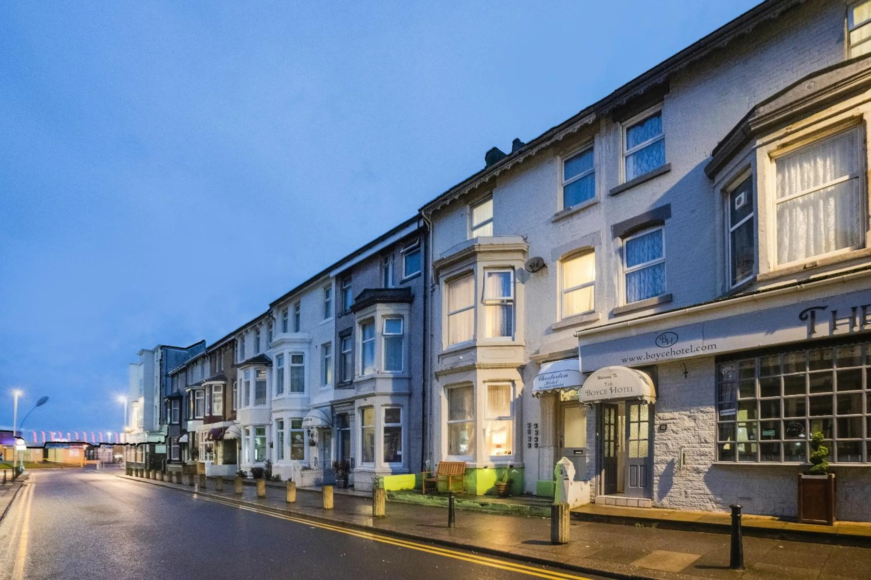 Facade/entrance in Chesterton Hotel, Blackpool South Shore