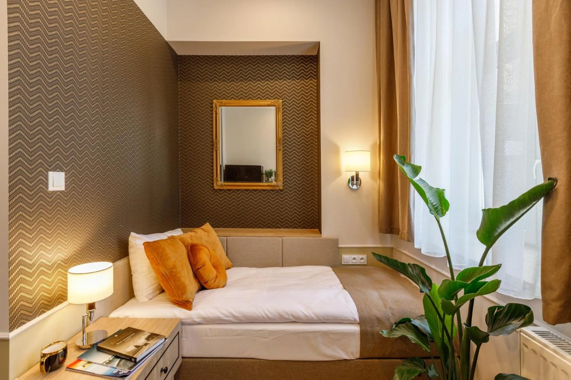 Property building, Bed in AR Apartamenty