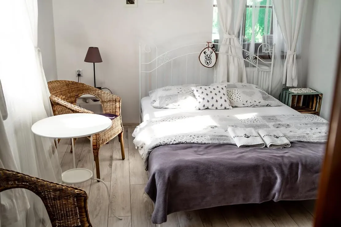 Bed in Apartamenty Stacja Kasina