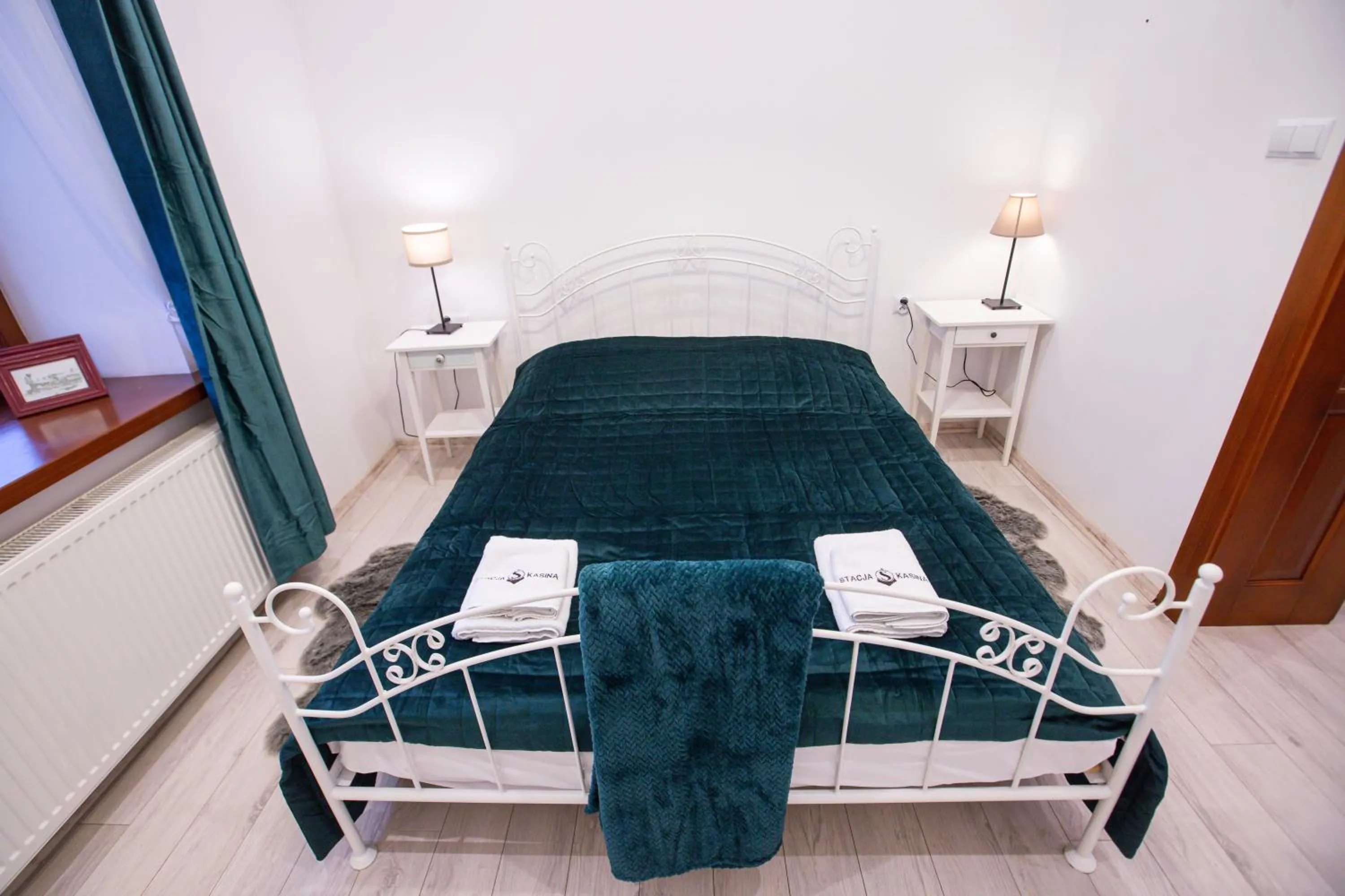 Bed in Apartamenty Stacja Kasina