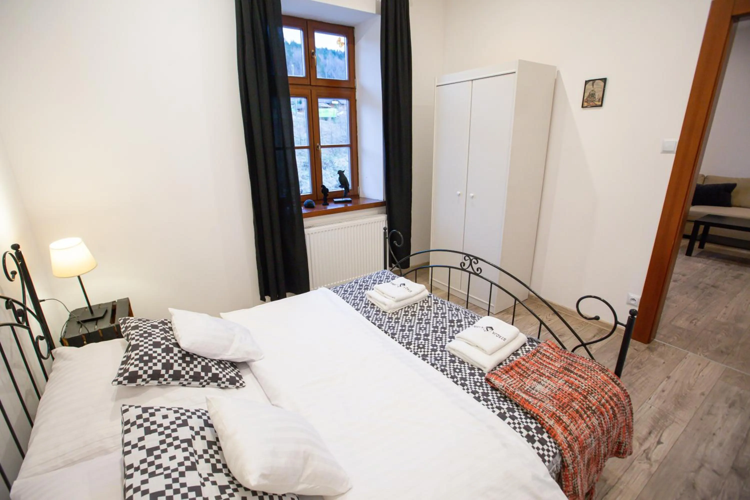 Bed in Apartamenty Stacja Kasina