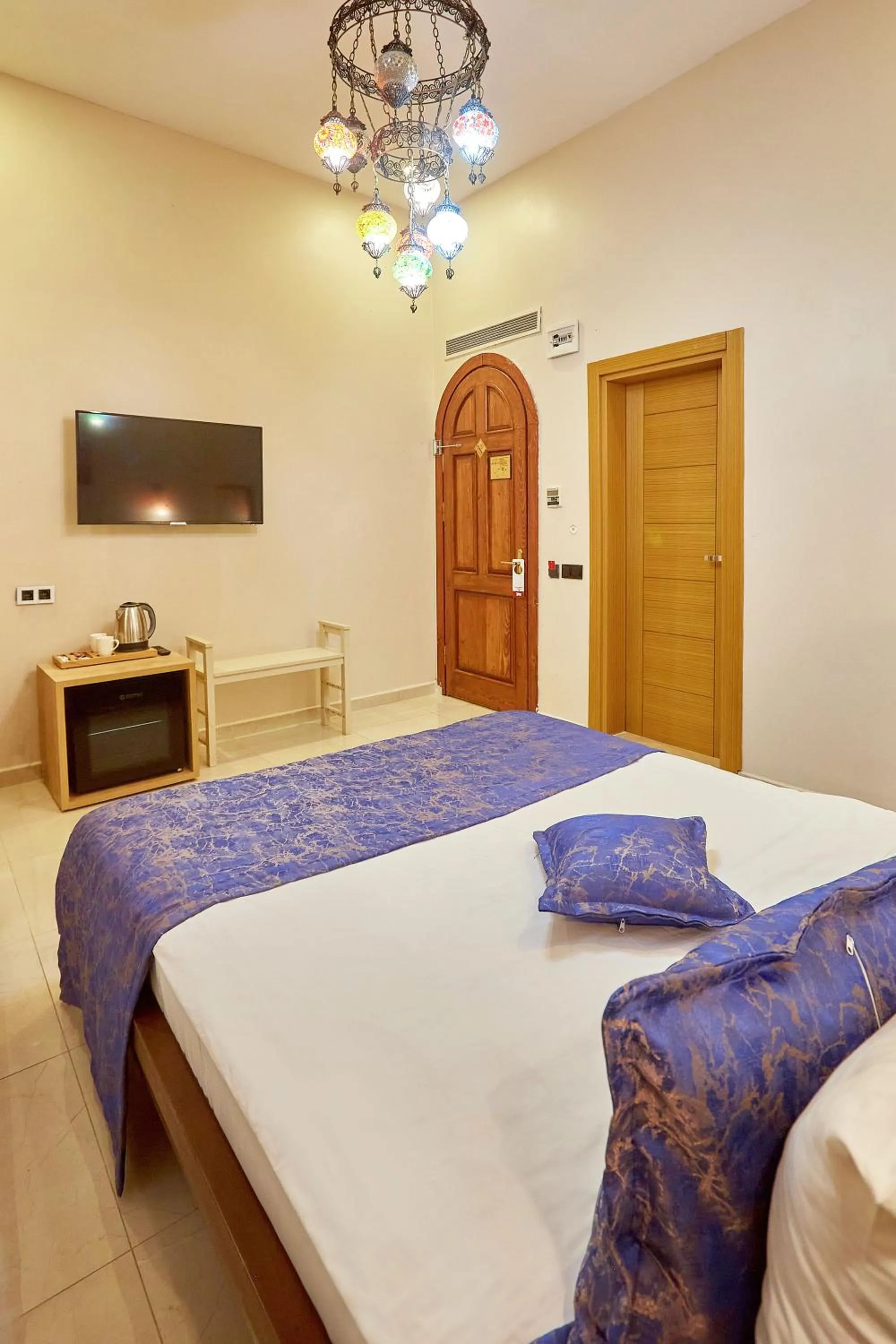 Photo of the whole room, Bed in Ardey Hotel