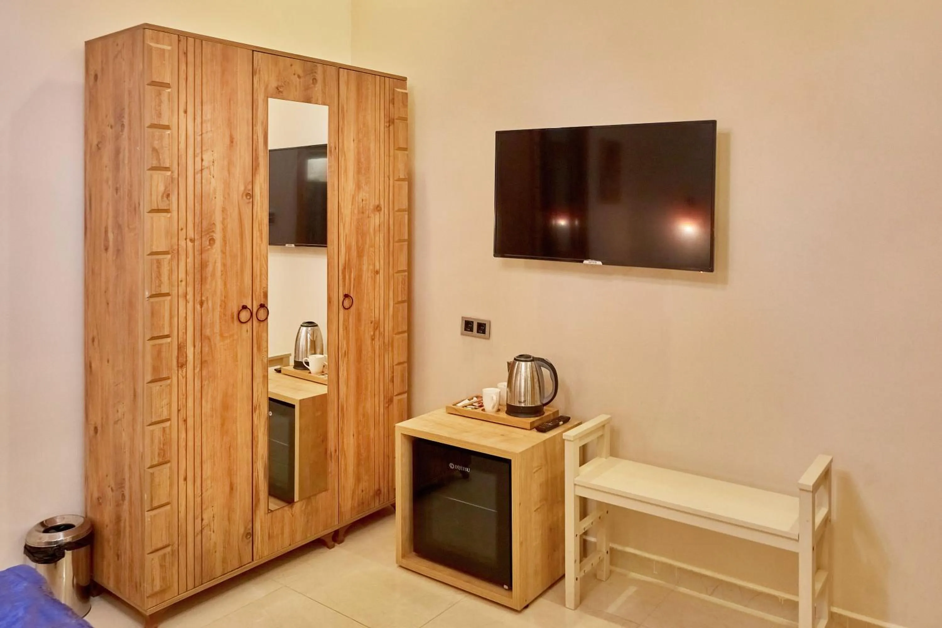 TV and multimedia in Ardey Hotel