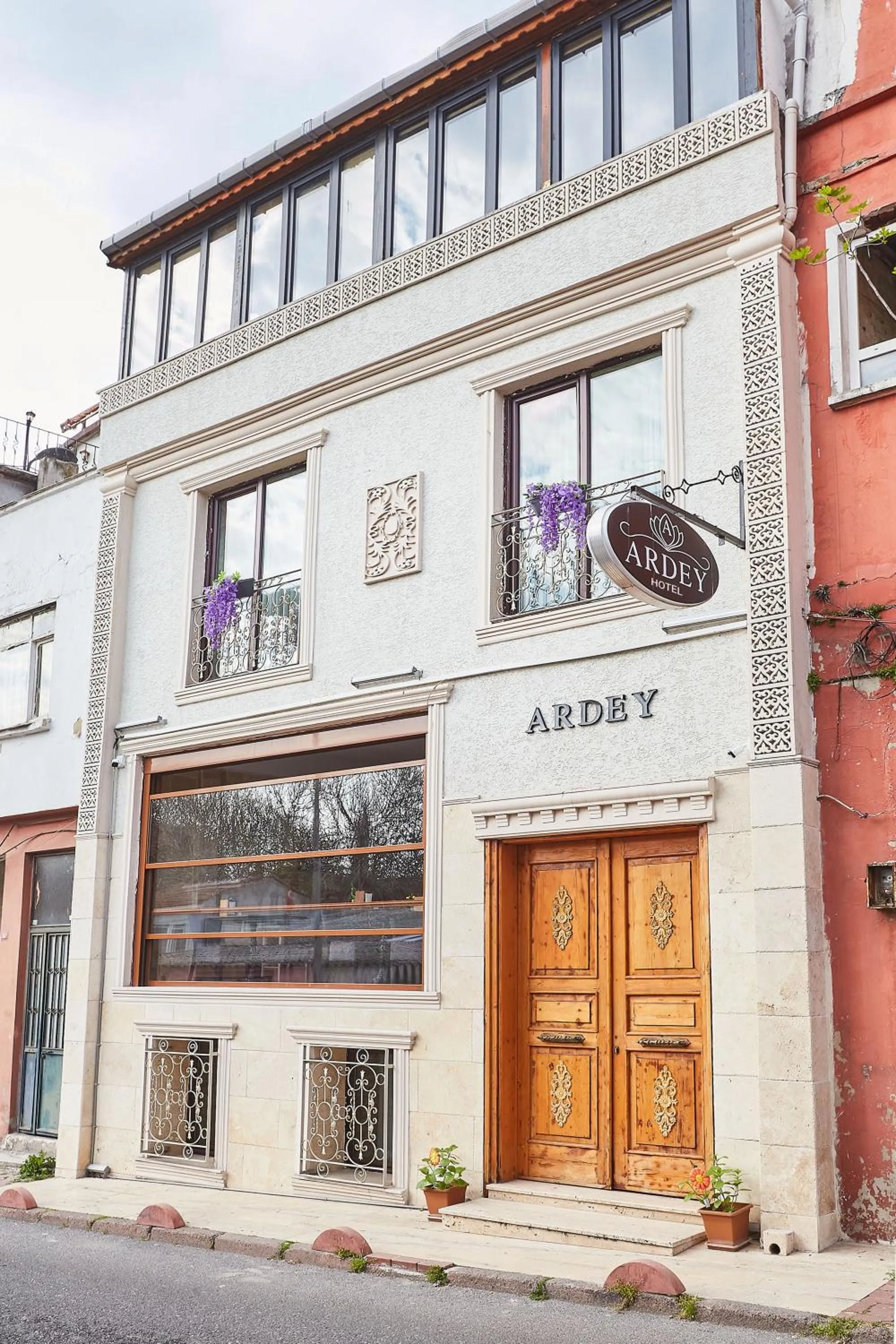 Property building in Ardey Hotel