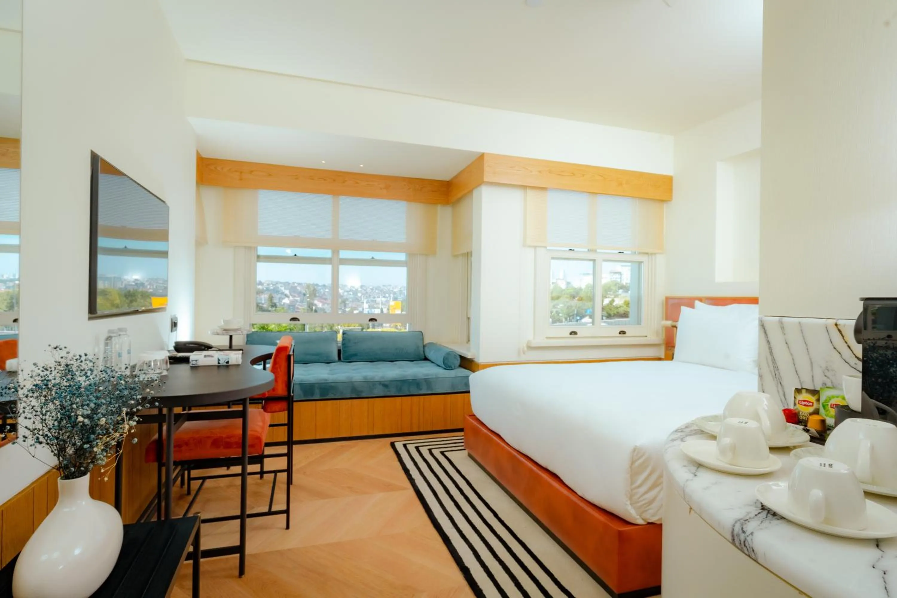 Massage, Bed in The Gift Hotel