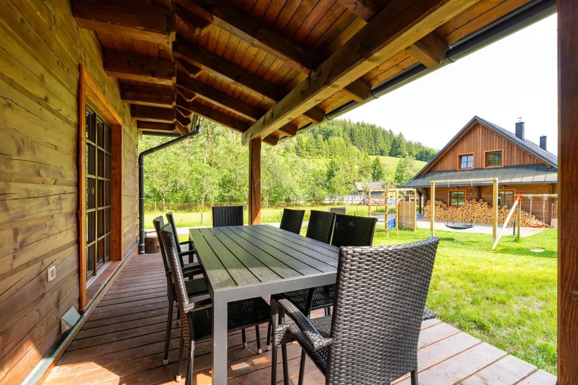Property building in Dvě chalupy - Velké Karlovice