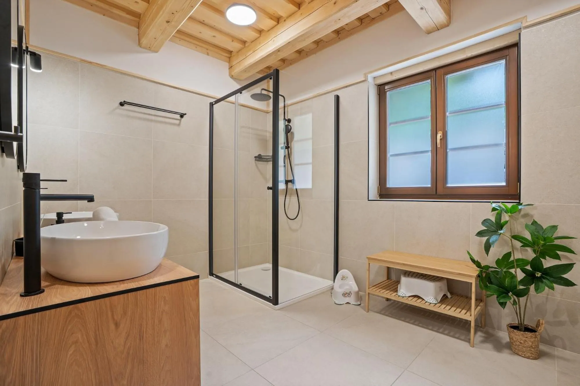 Shower in Dvě chalupy - Velké Karlovice