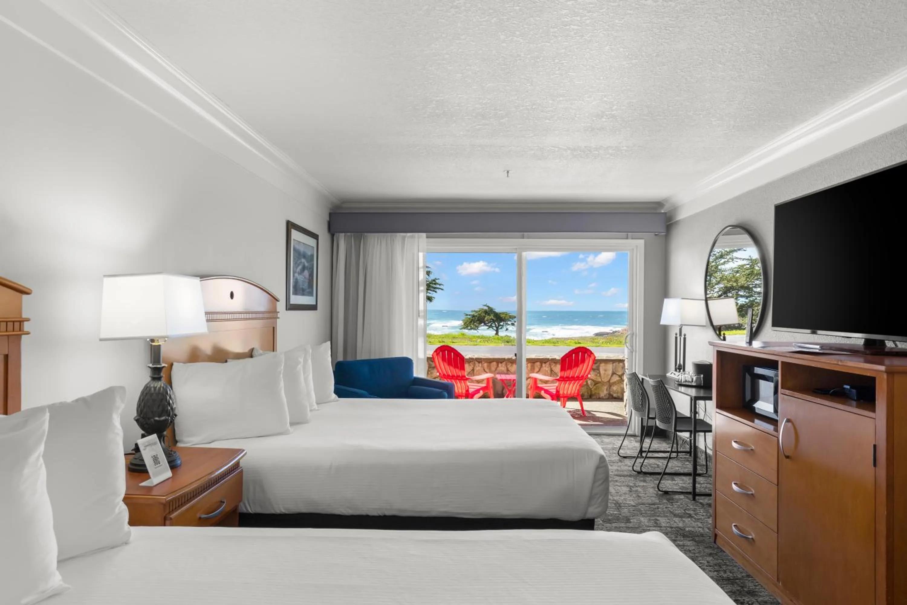 Bed in Beachcomber Motel