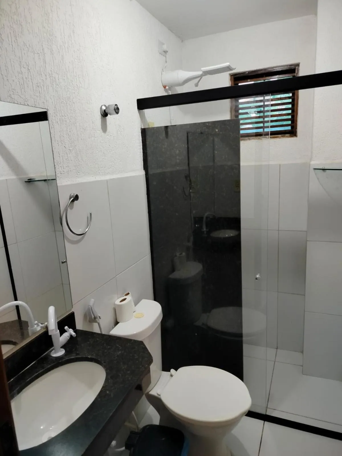 Shower in Pousada Vovó Haidê