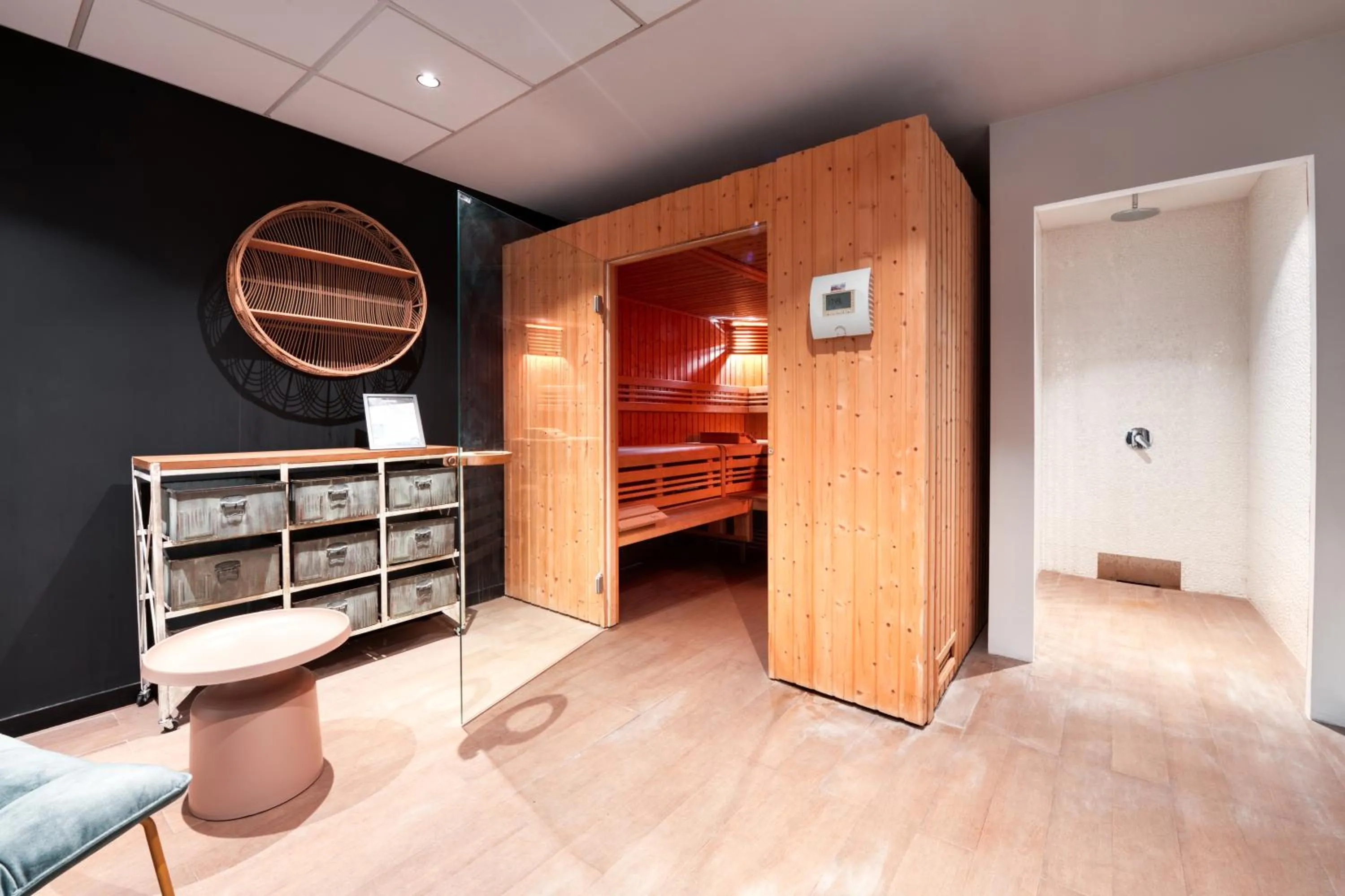 Sauna, Bed in COWOOL GRENOBLE