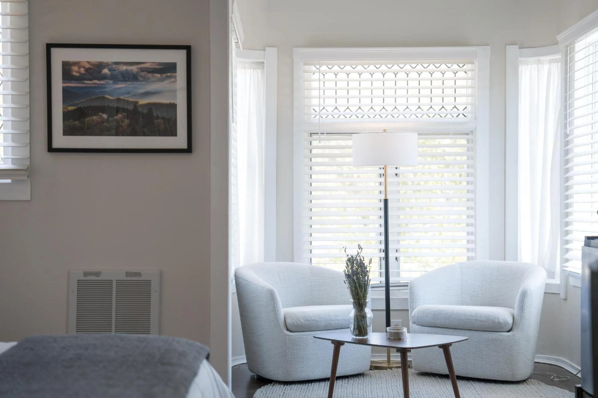 Seating area in The Victorian Inn Blowing Rock