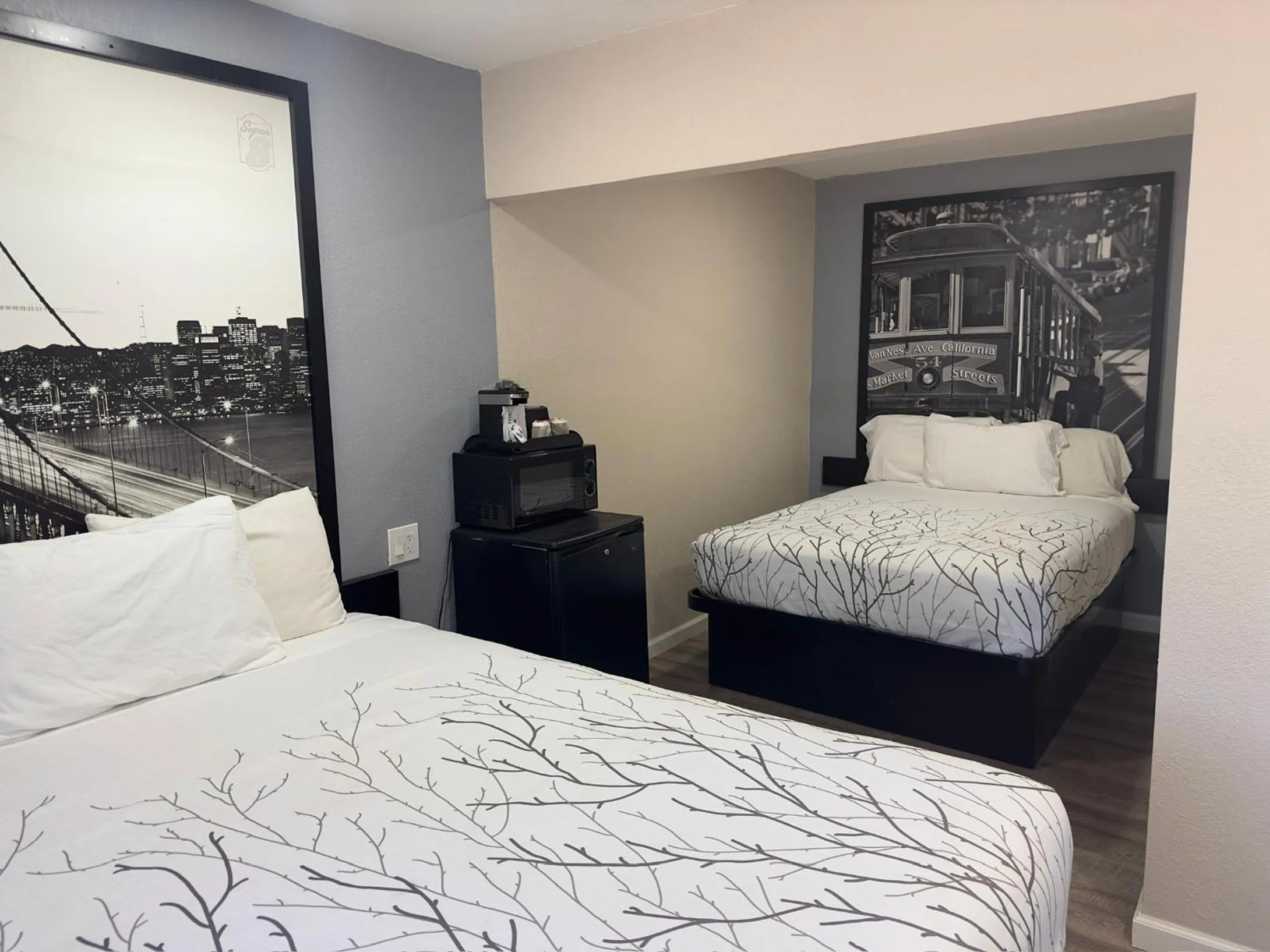 Western Village Inn-NEWLY RENOVATED