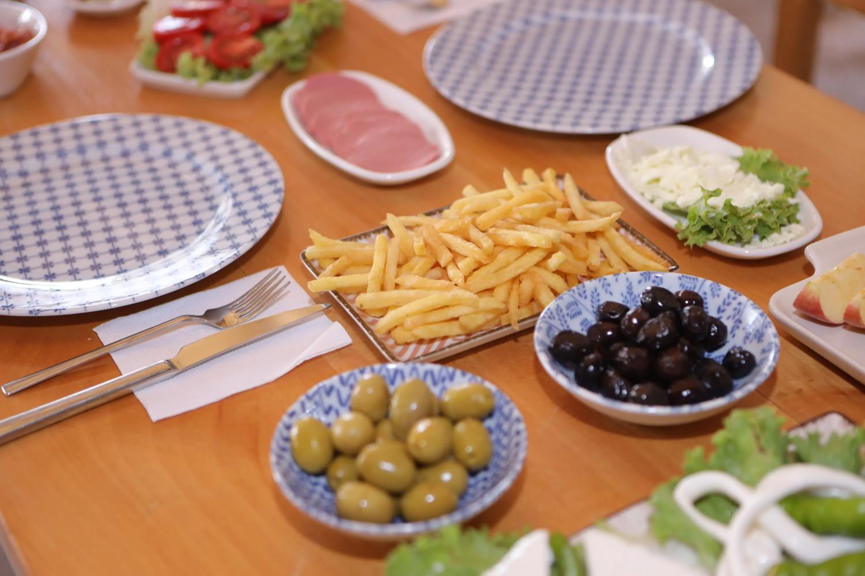 Breakfast in Pinhan Cave Suites