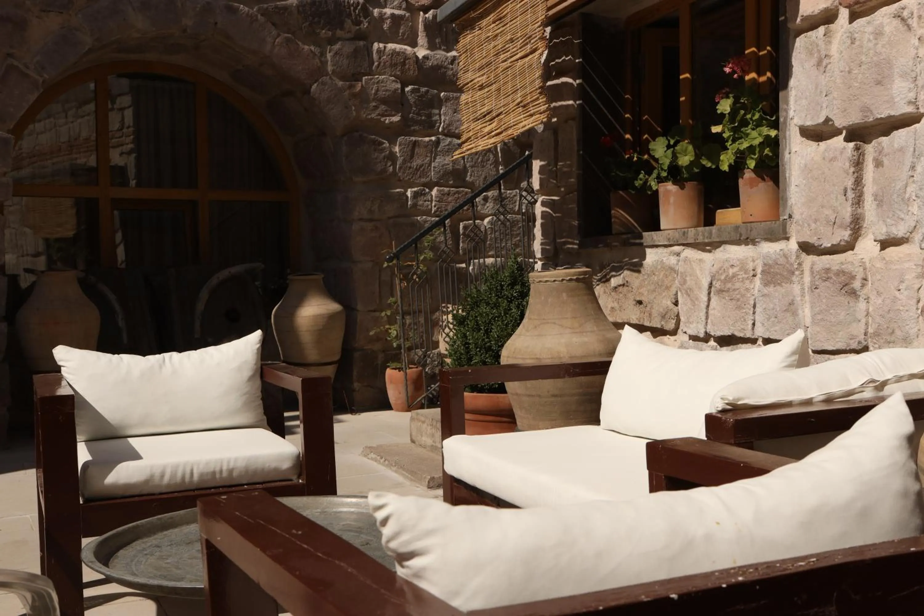 Patio in Pinhan Cave Suites