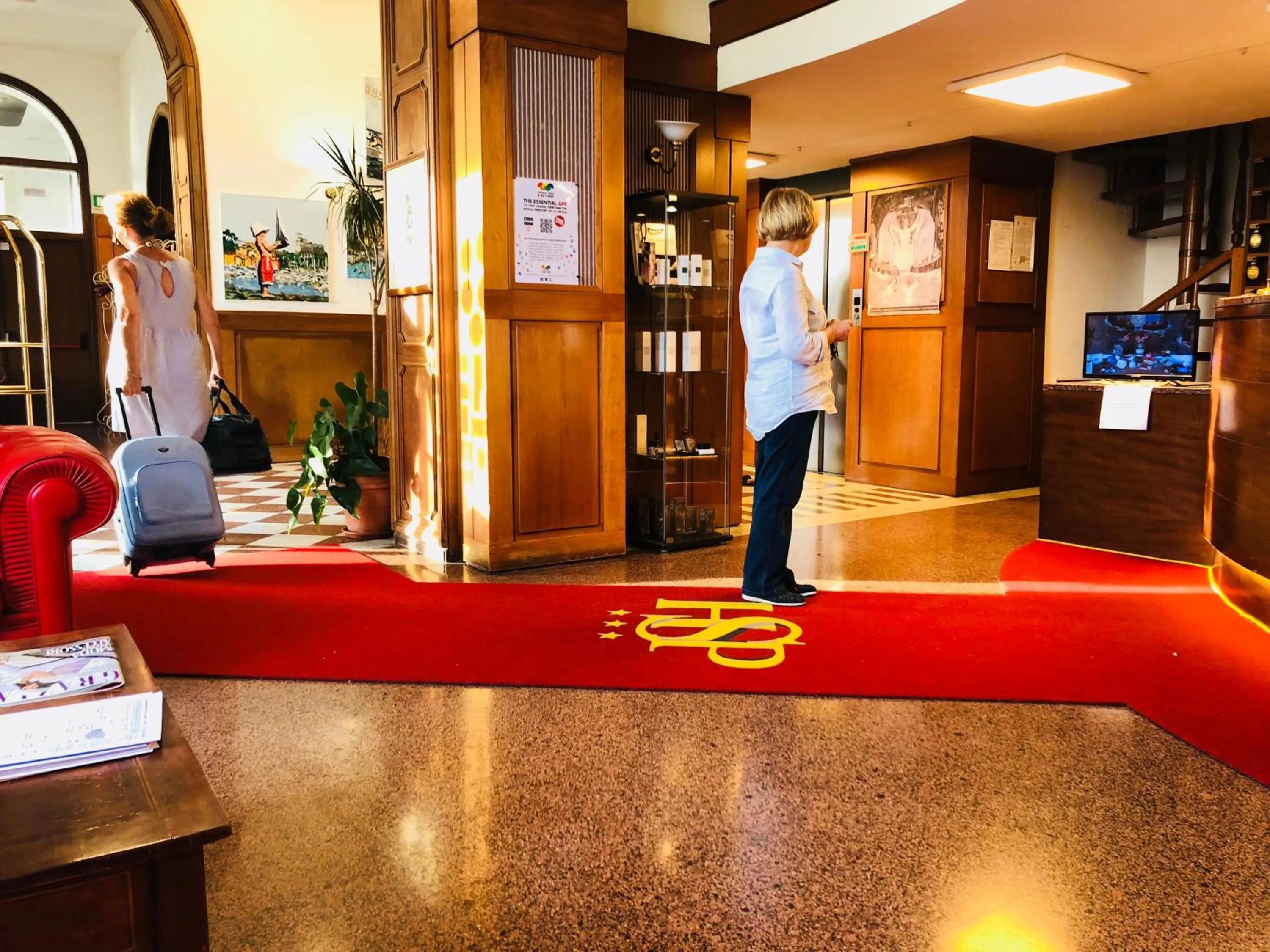 Staff in Hotel Shelley e delle Palme, BW Signature Collection