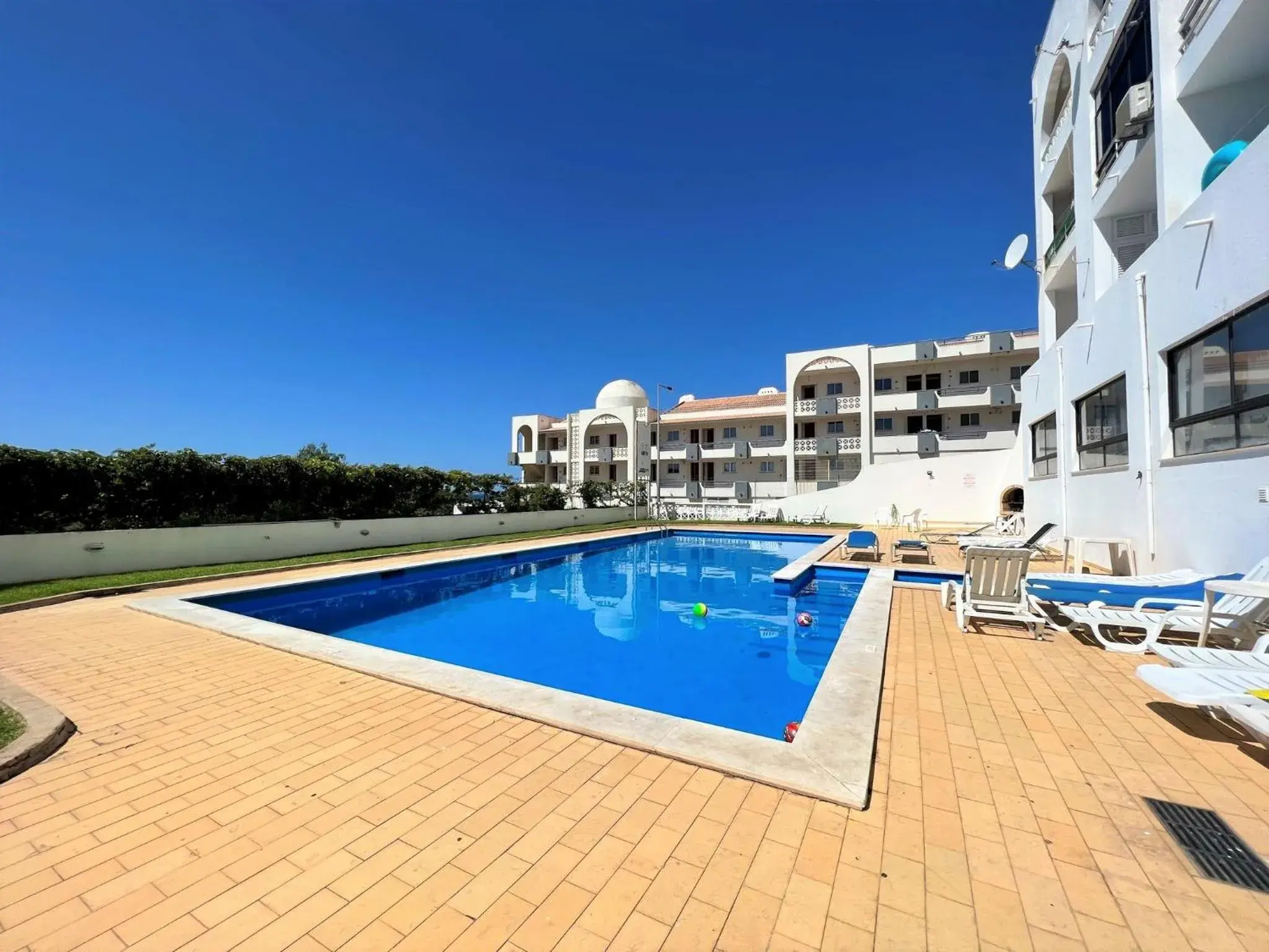 Albufeira Classic 1 With Pool by Homing Albufeira Classic 1 With Pool by Homing