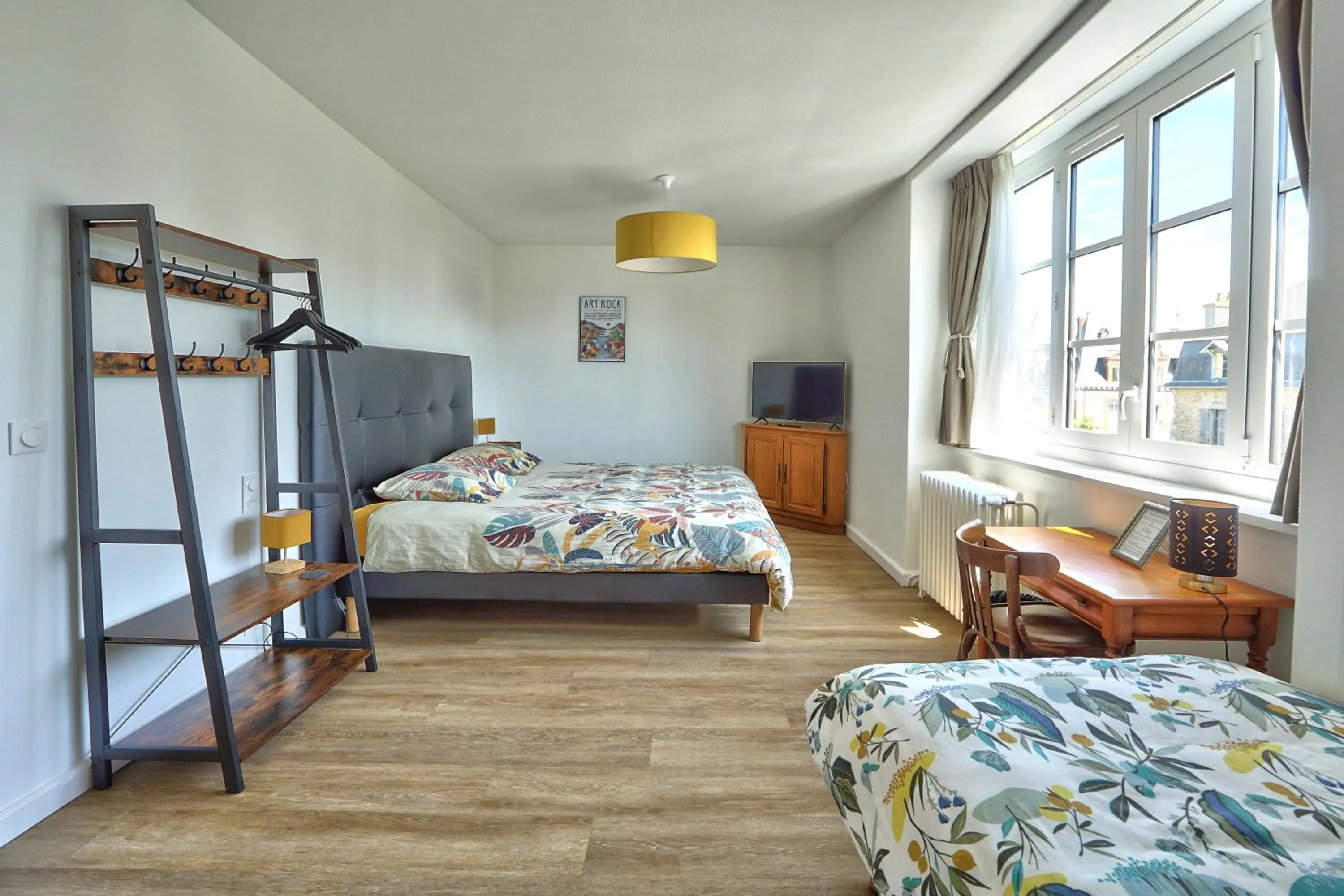 Bed in Auberge Ti'gousket