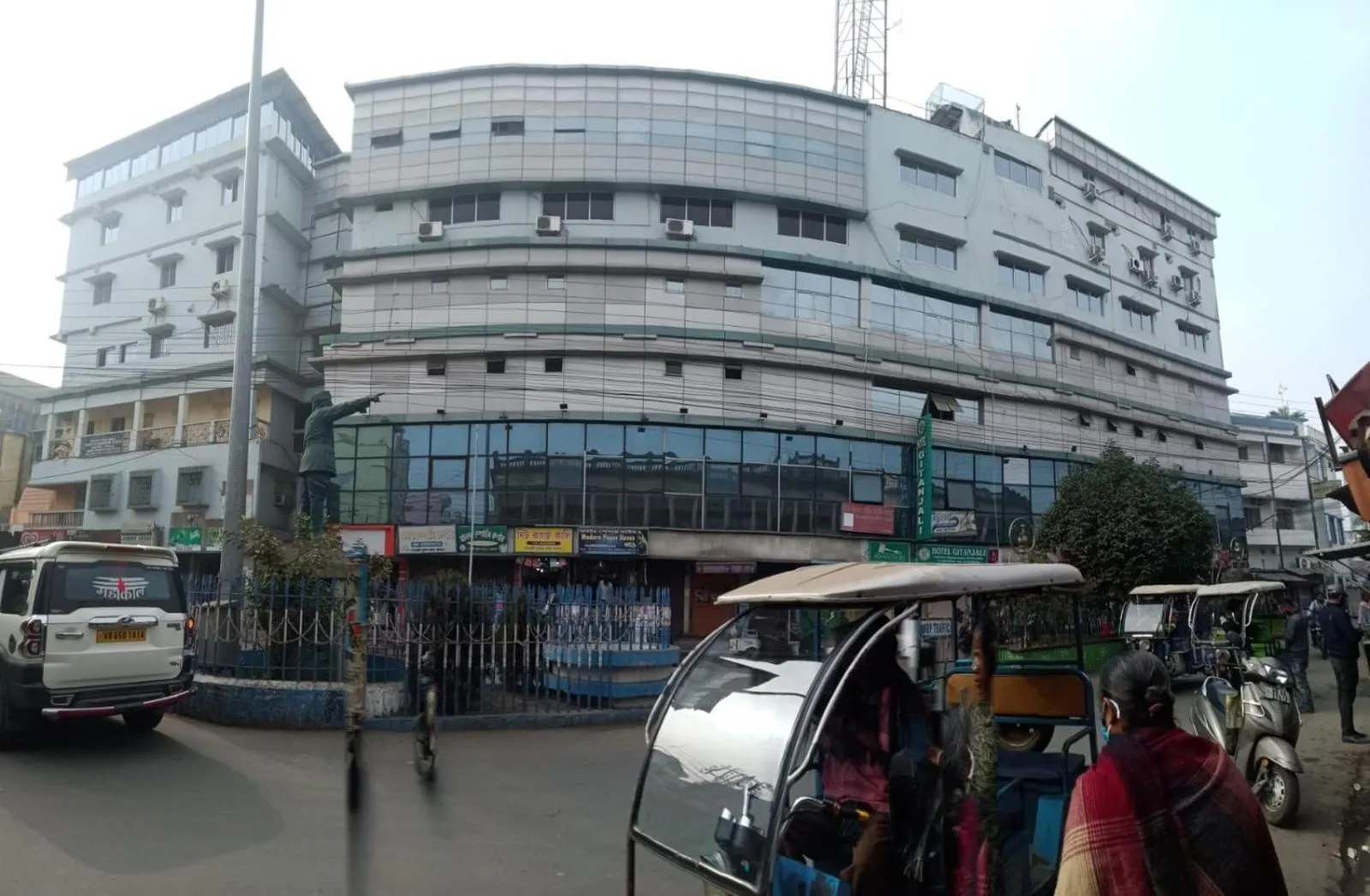 Property building in HOTEL GITANJALI