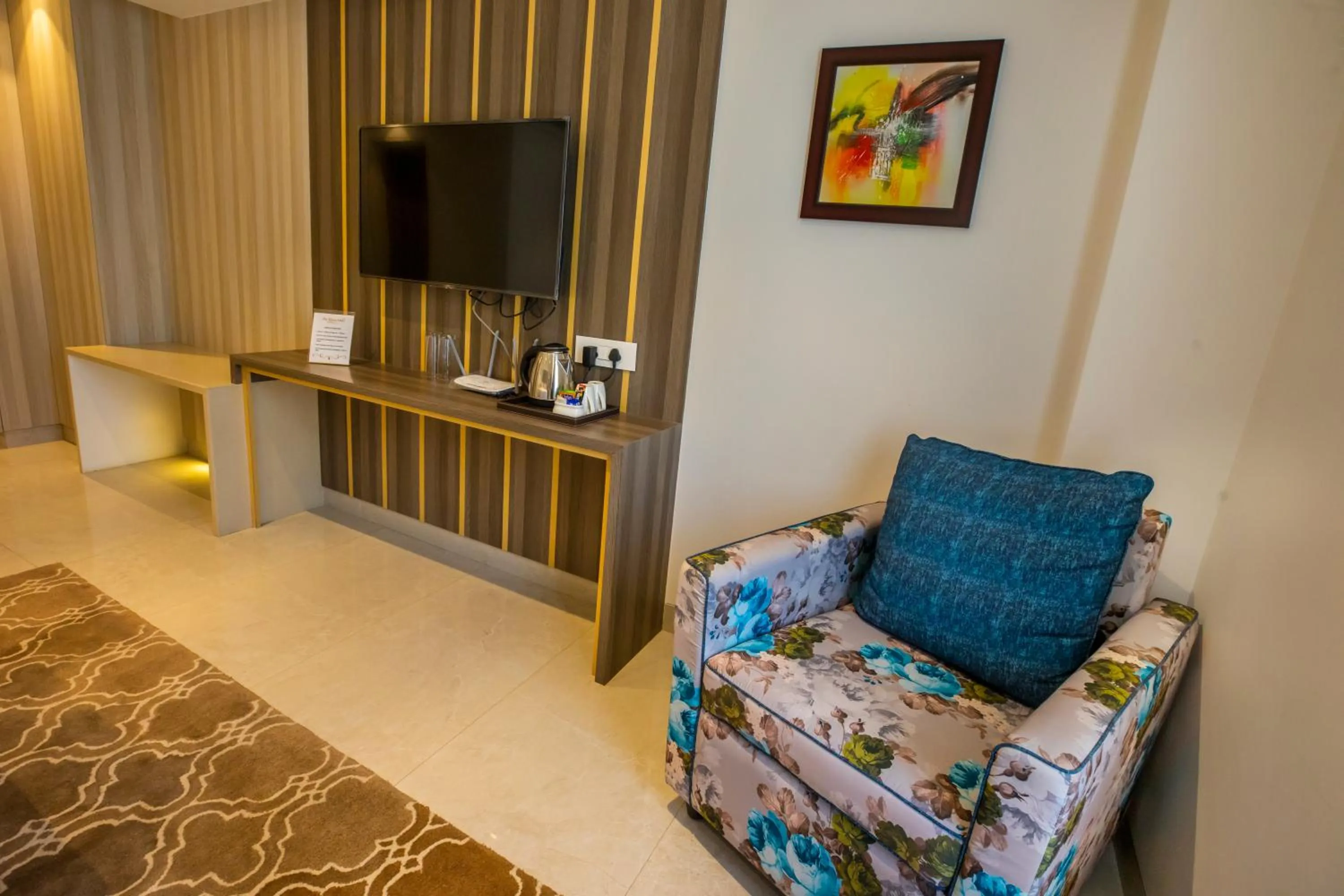 TV and multimedia, Bed in The Thane Club