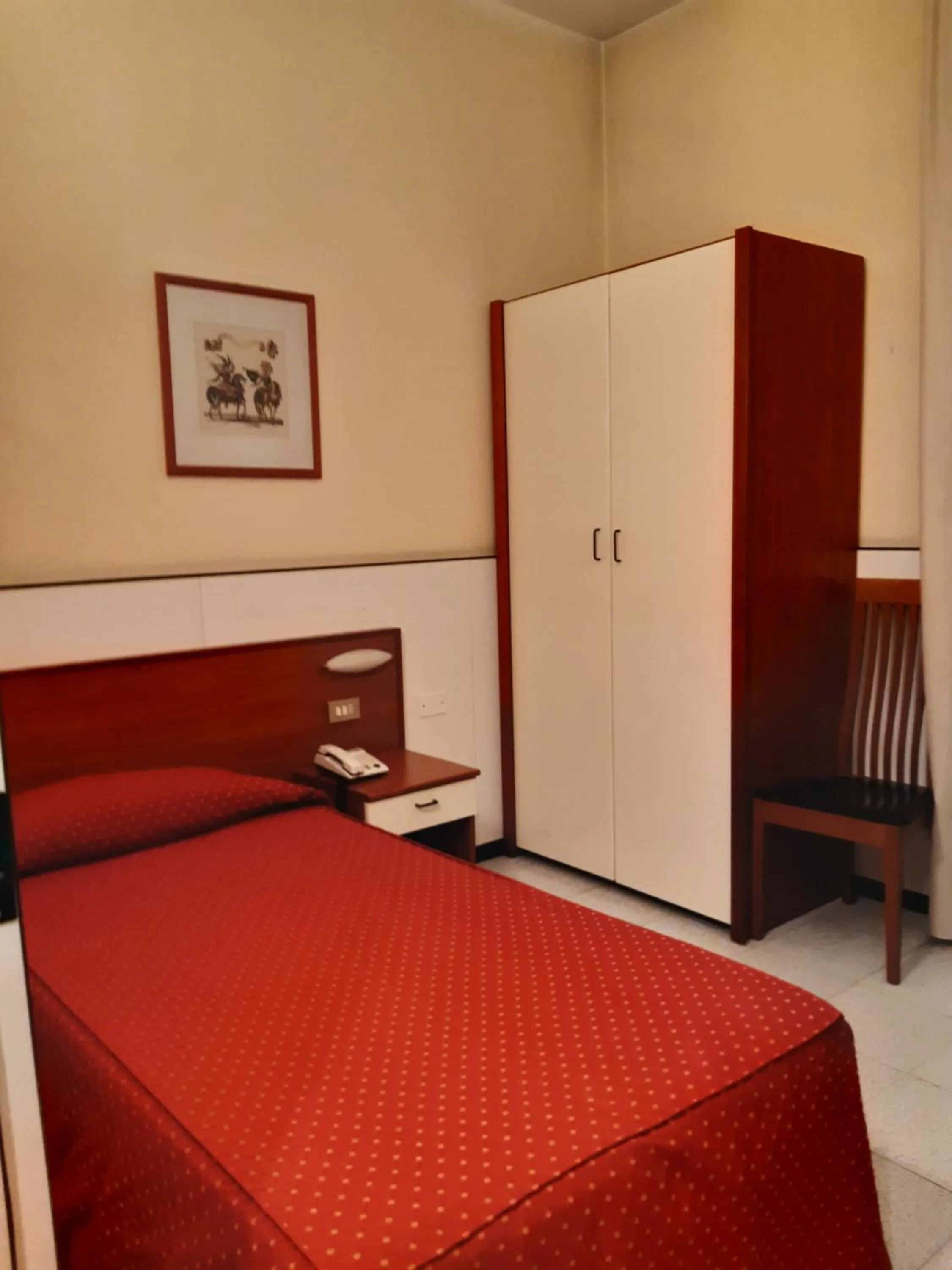Photo of the whole room, Bed in Hotel Mayorca